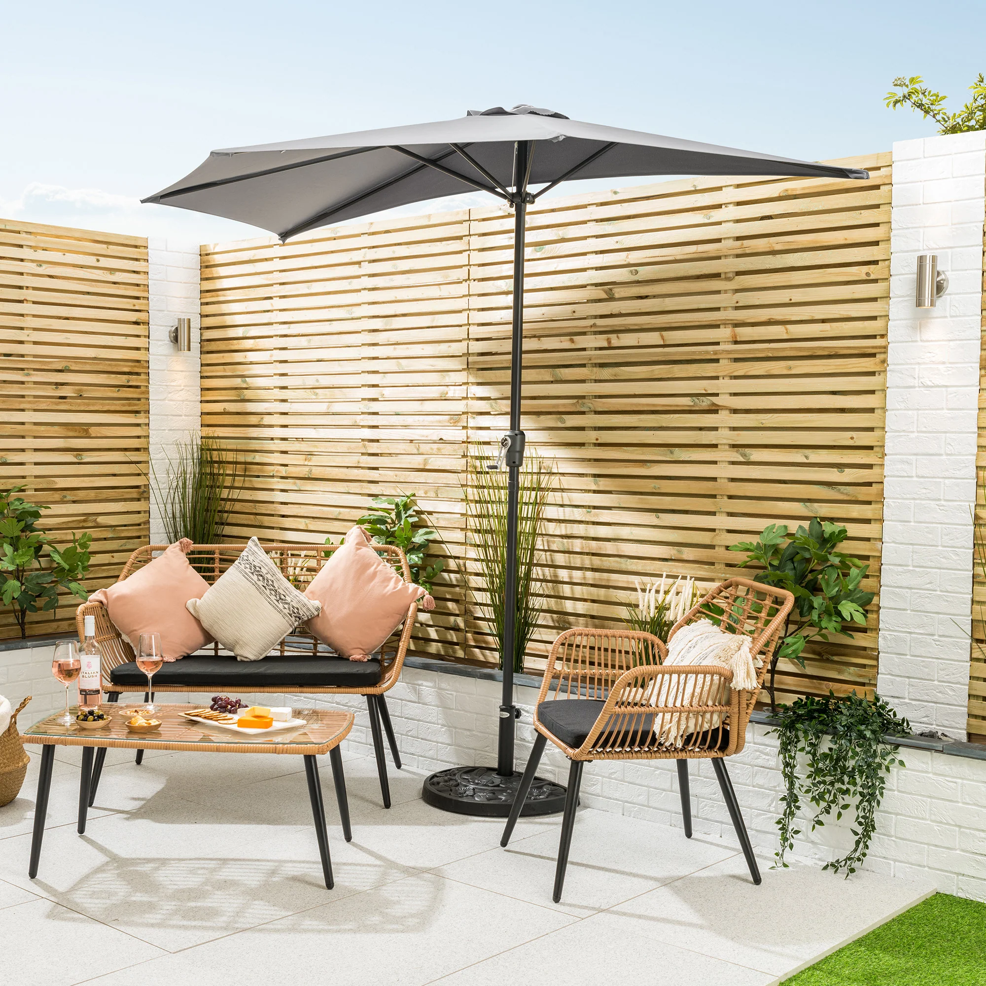 Half Parasol – 2.7m - Image 3