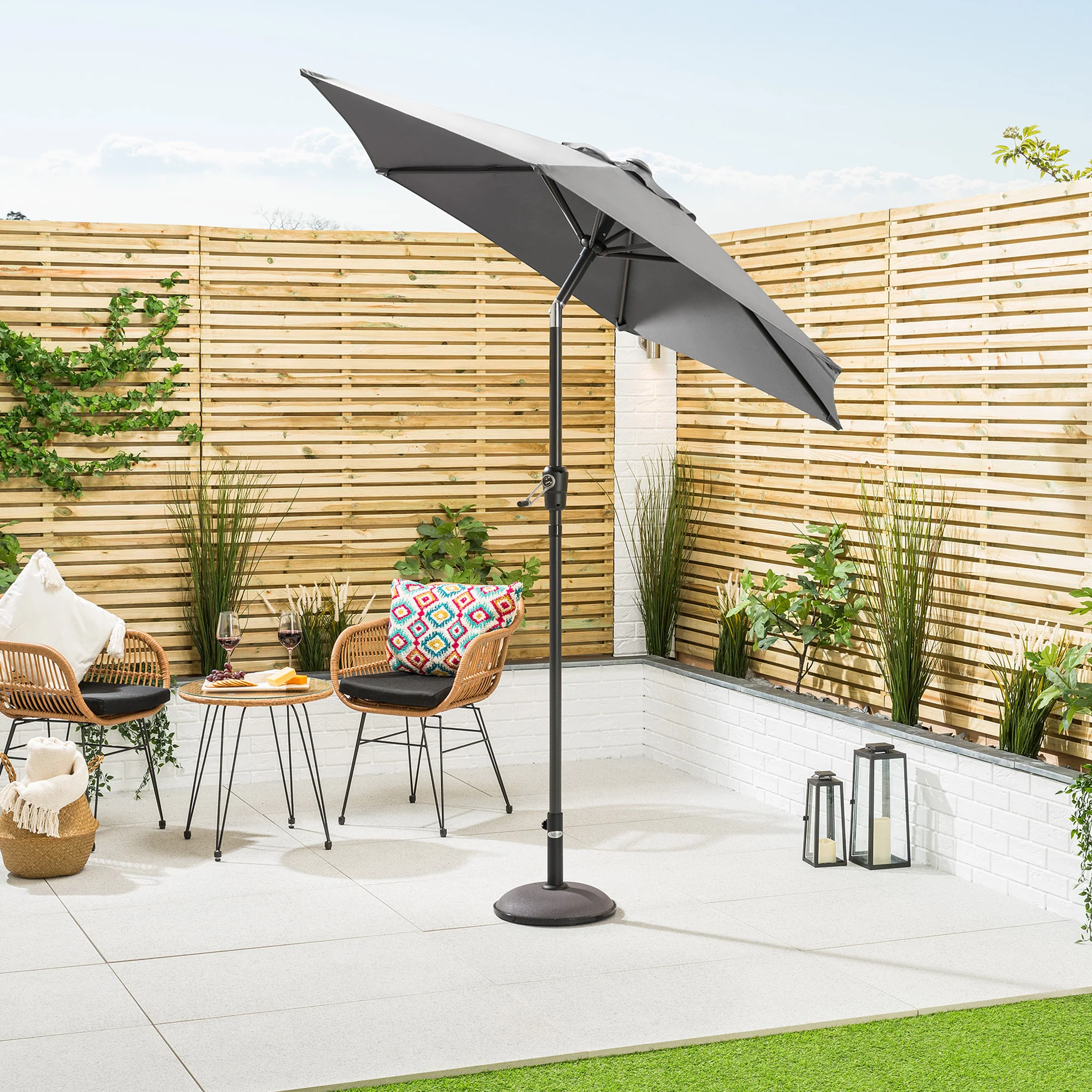 Crank & Tilt Parasol – 2m - Image 4