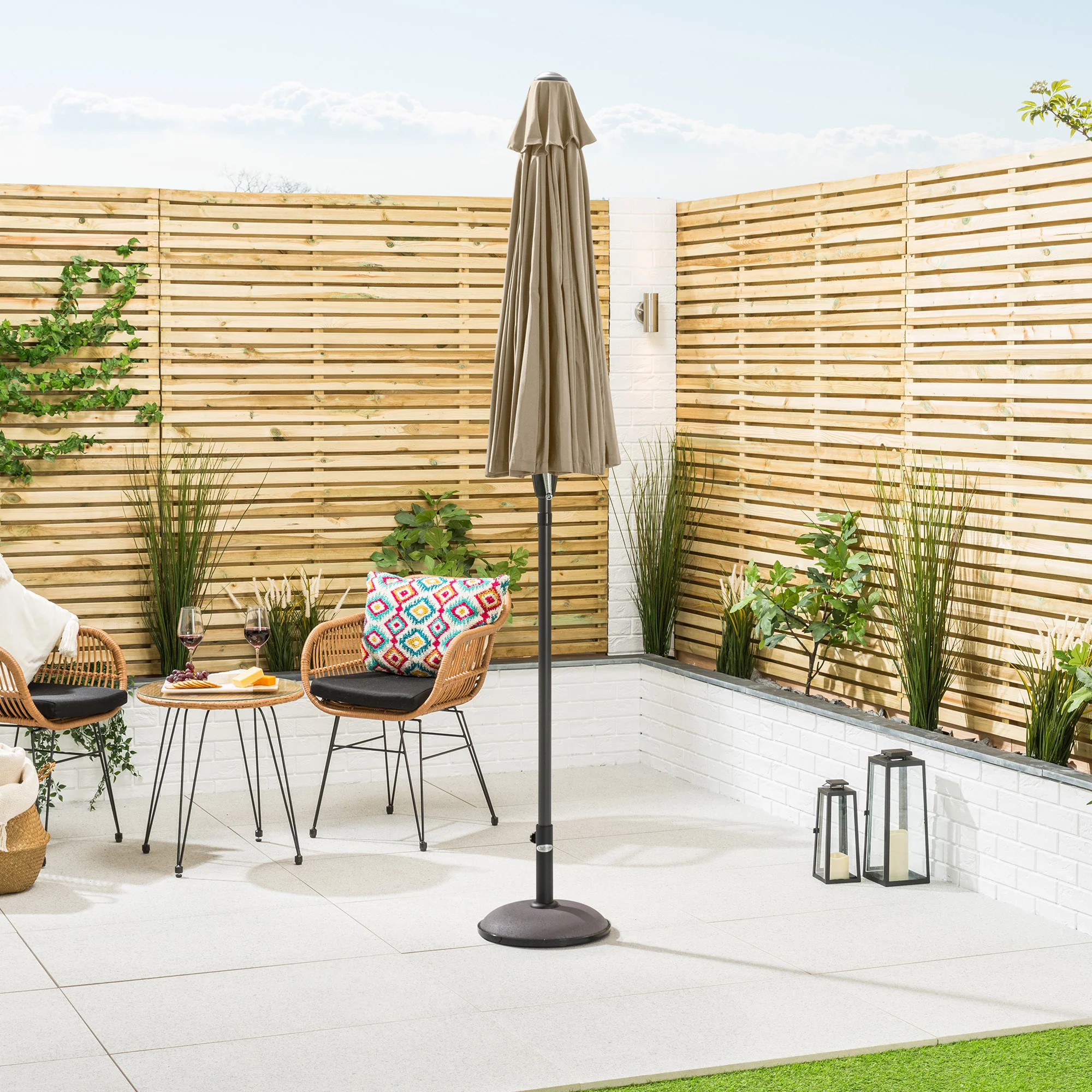 Parasol with Crank – 2m - Image 2