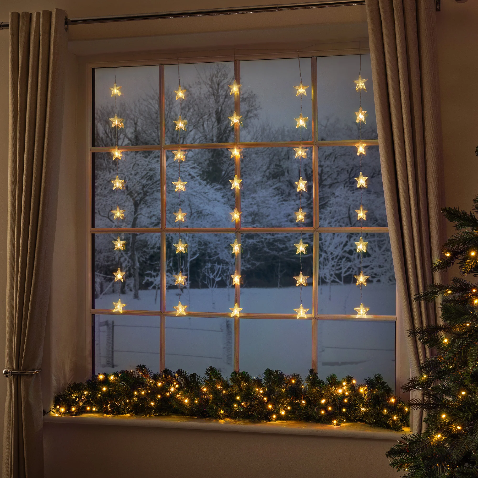 40 LED Star Christmas Curtain Lights - Image 6