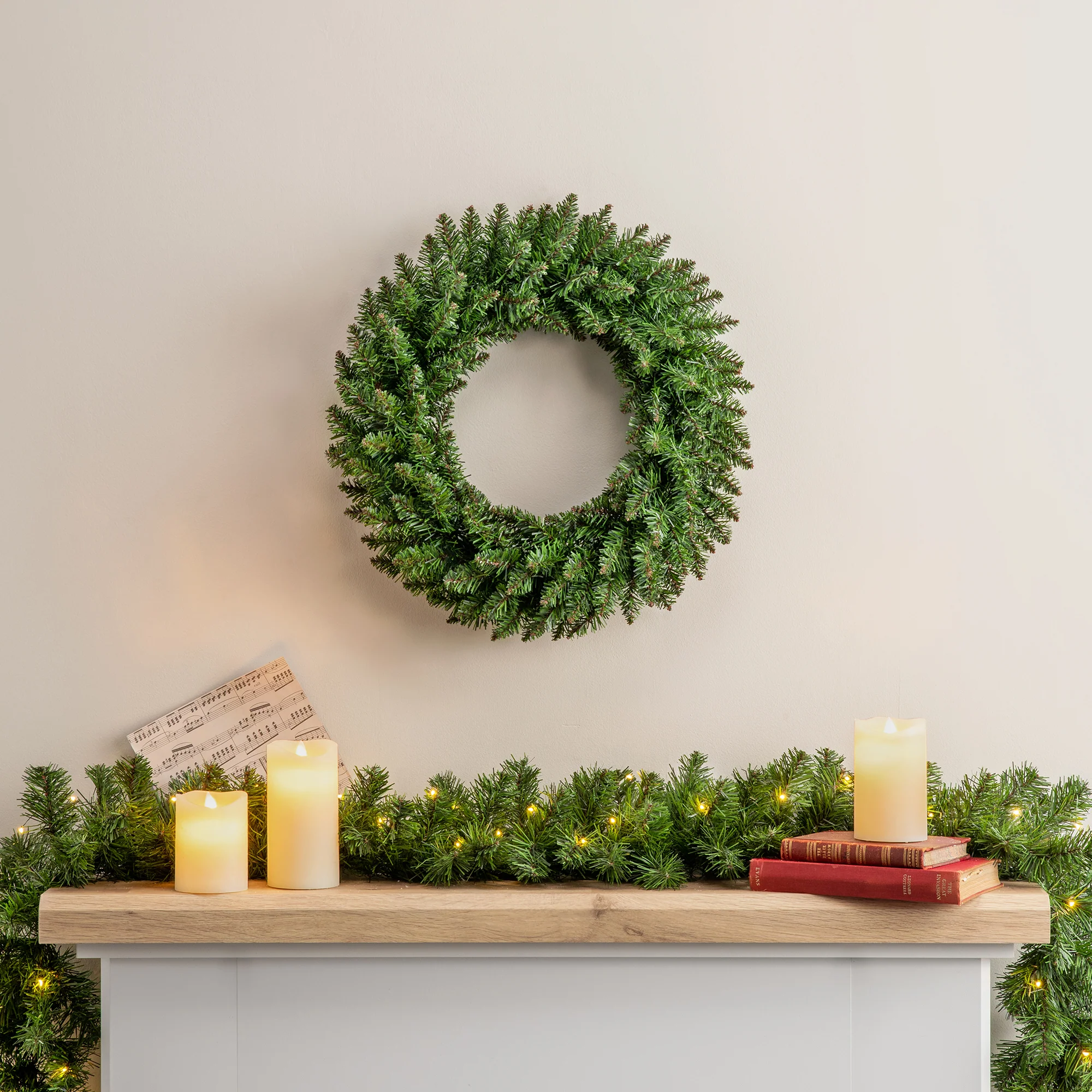 Plain Spruce Christmas Wreath - Image 12