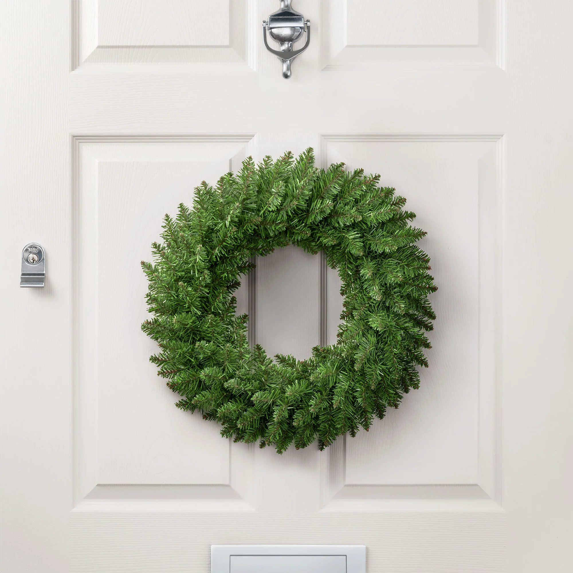 Plain Spruce Christmas Wreath - Image 3