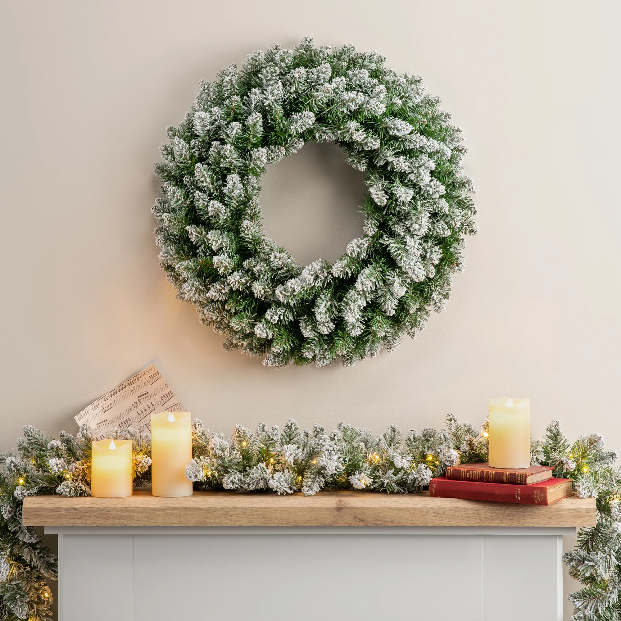 Snow Frosted Christmas Wreath - Image 9