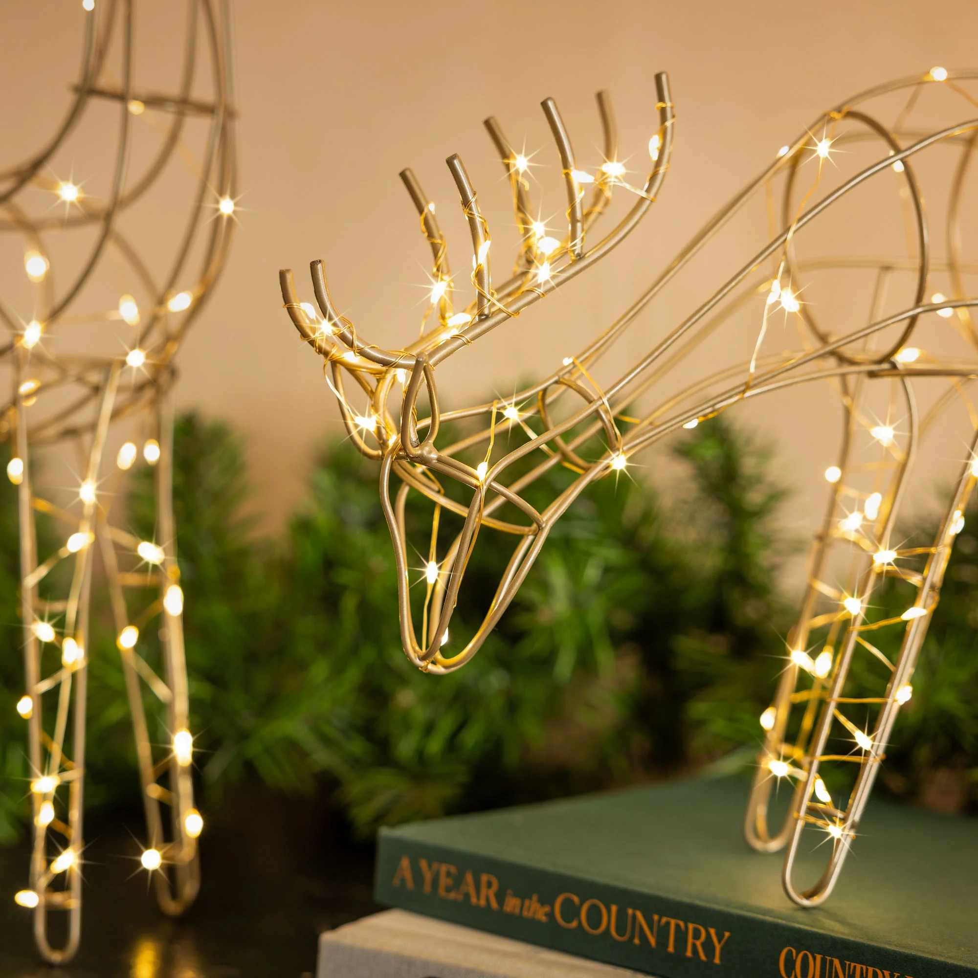 Gold LED Reindeer - Image 8