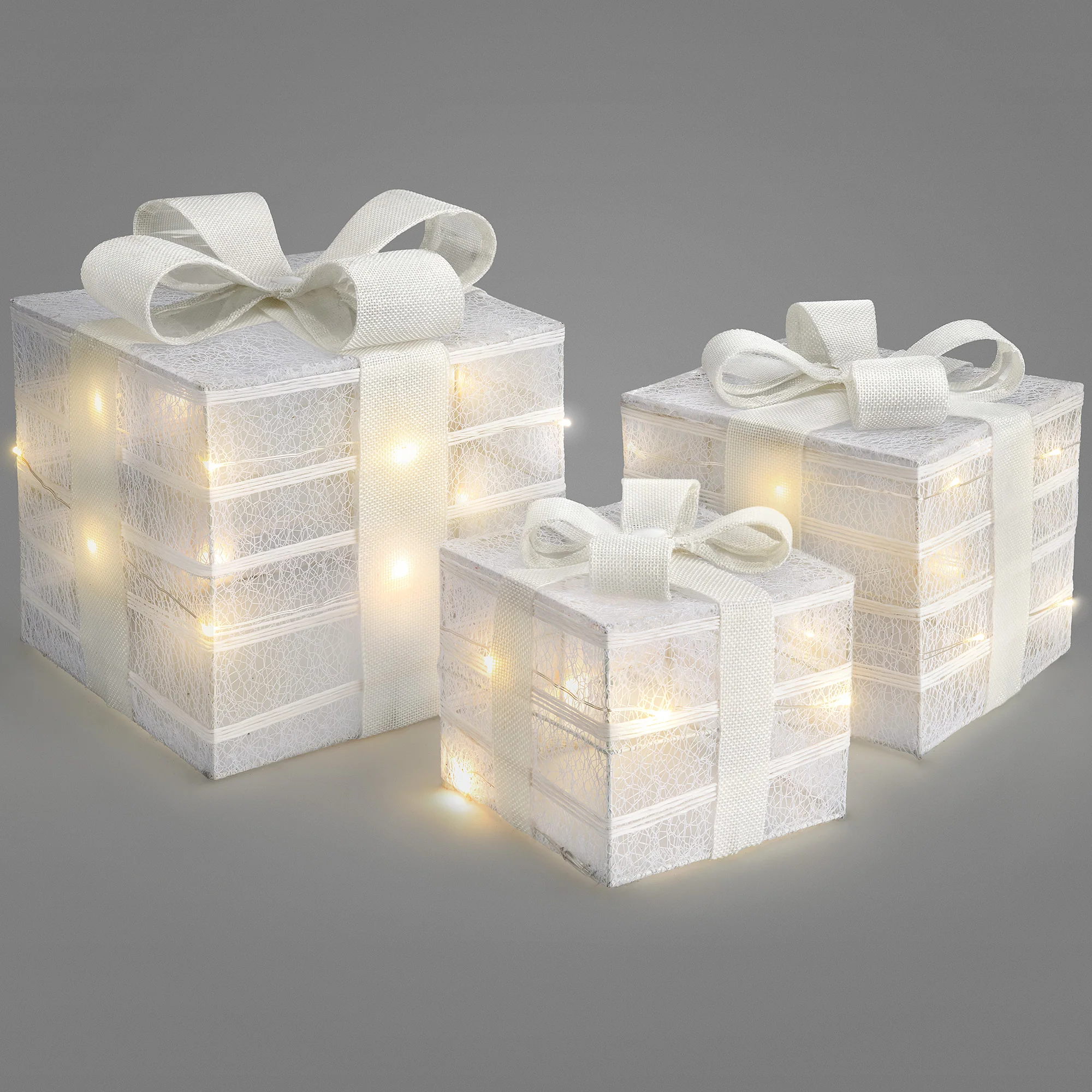 Hessian Christmas Parcel Lights (Set of 3) - Image 3