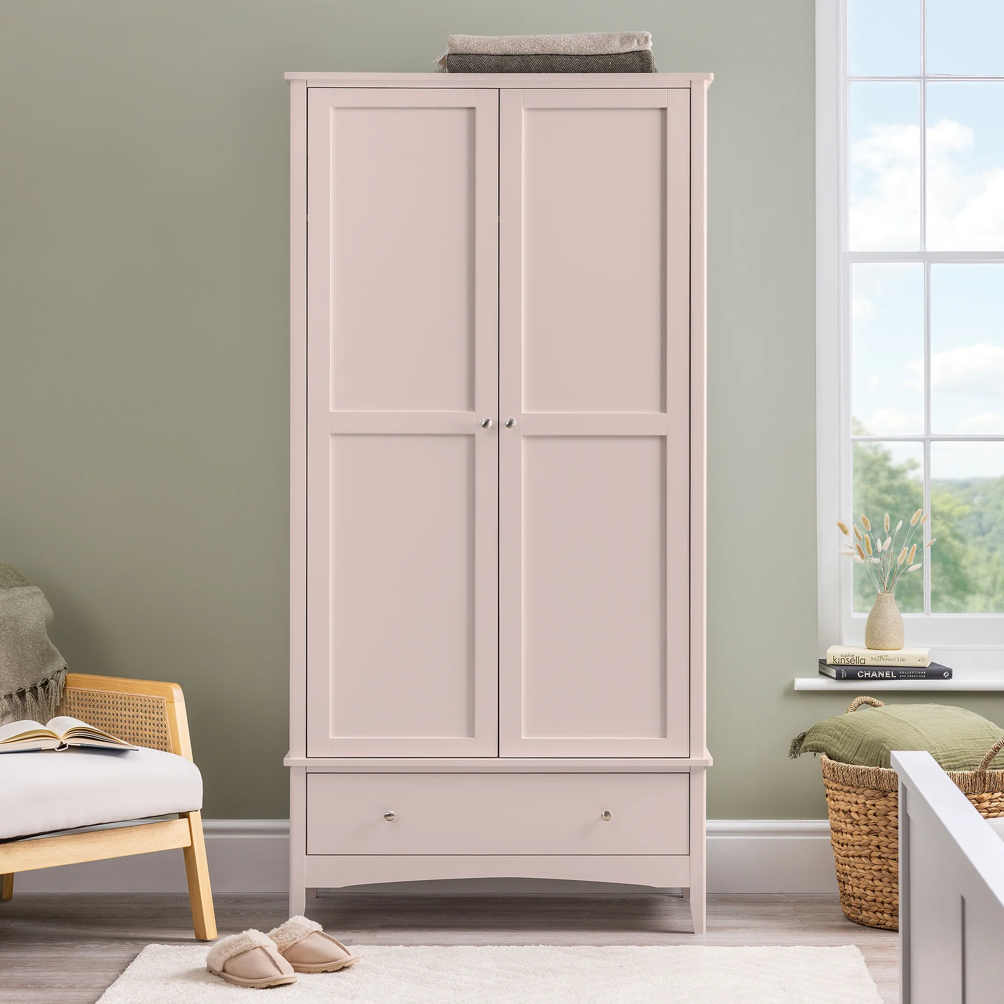 Ilsington Double Wardrobe with Drawer - Image 9