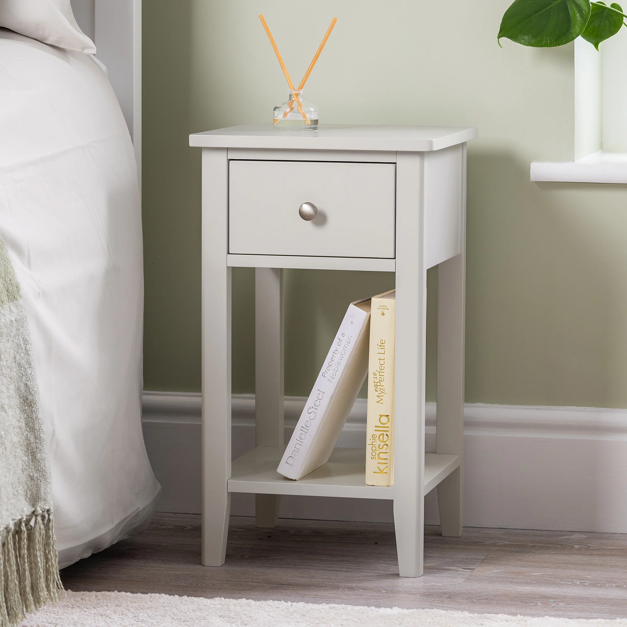 Ilsington Slim Bedside Table with Shelf - Image 13