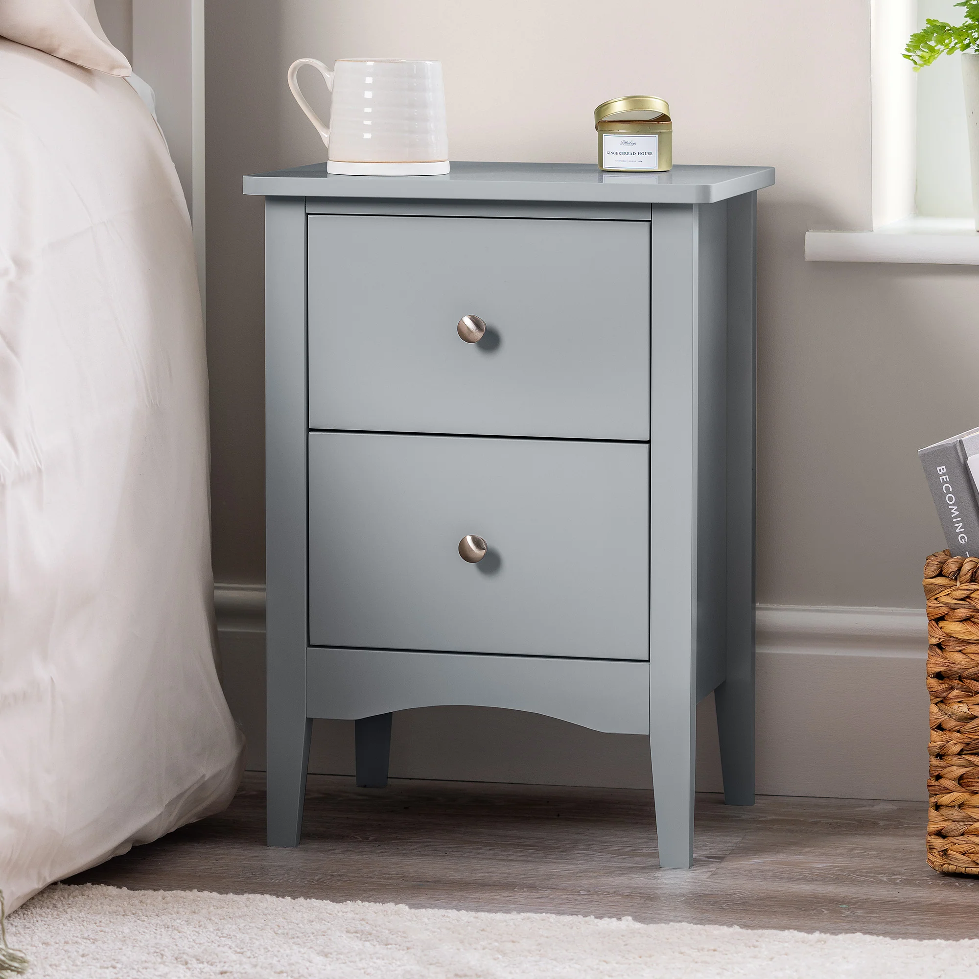 Ilsington 2 Drawer Bedside Table - Image 13
