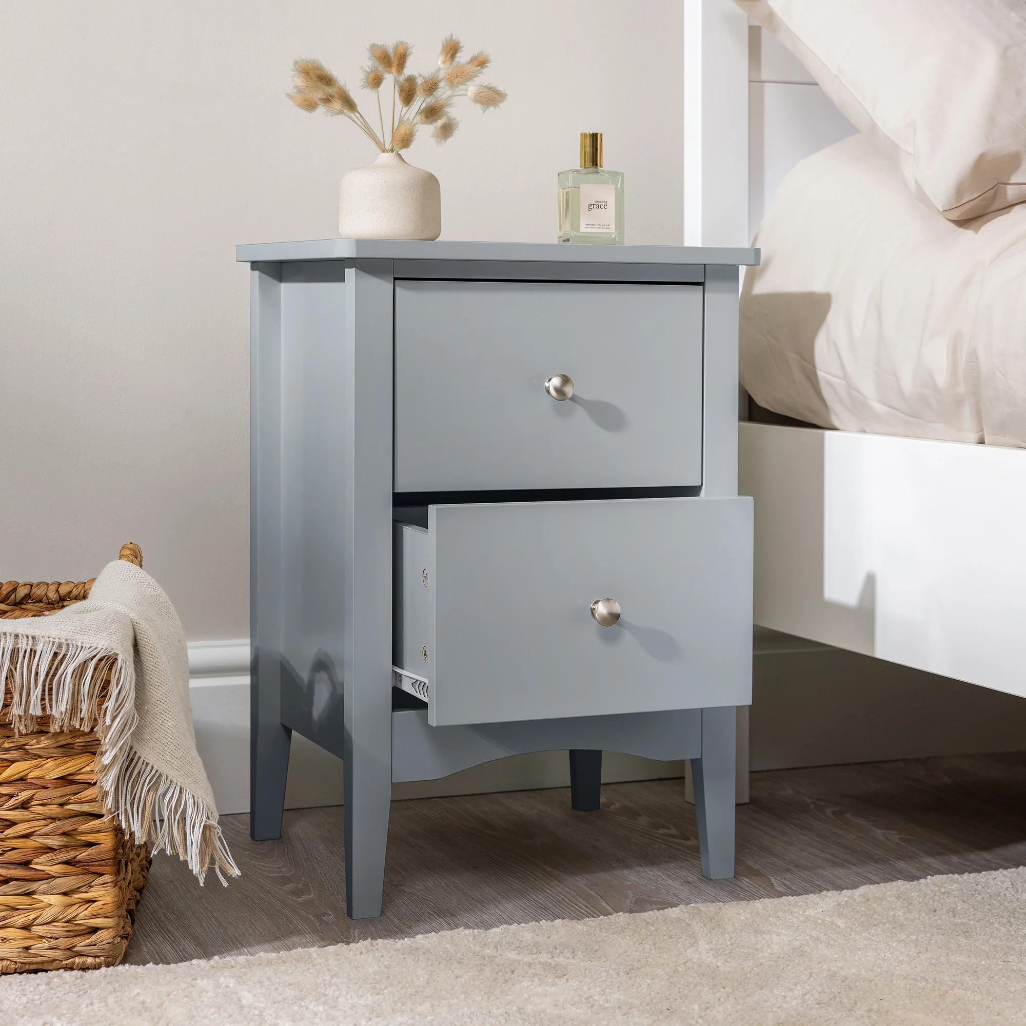 Ilsington 2 Drawer Bedside Table - Image 14