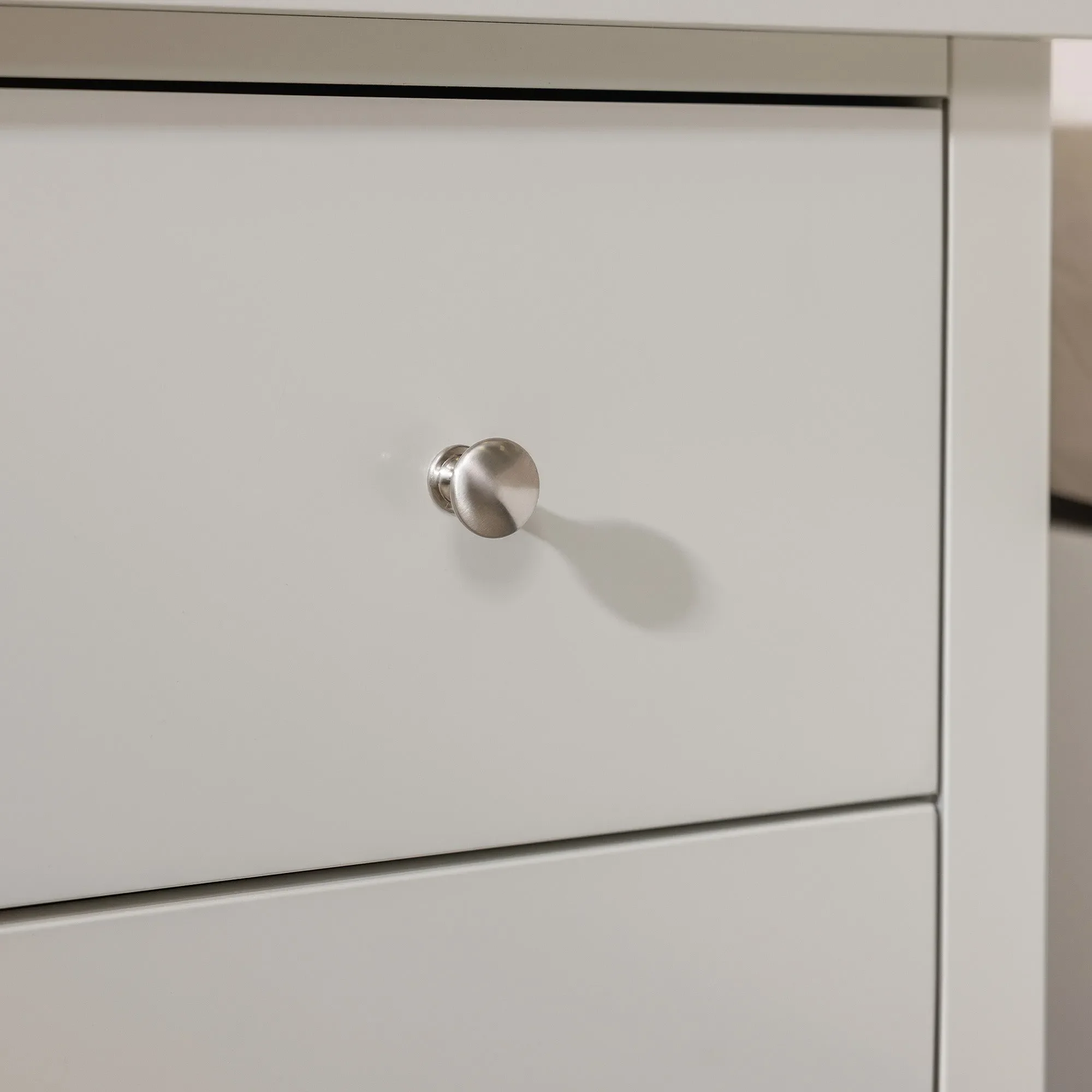 Ilsington 3 Drawer Chest of Drawers - Image 11