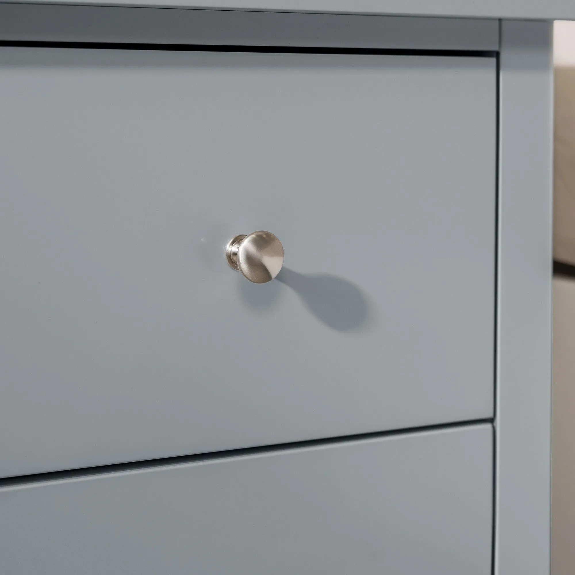 Ilsington 3 Drawer Chest of Drawers - Image 7