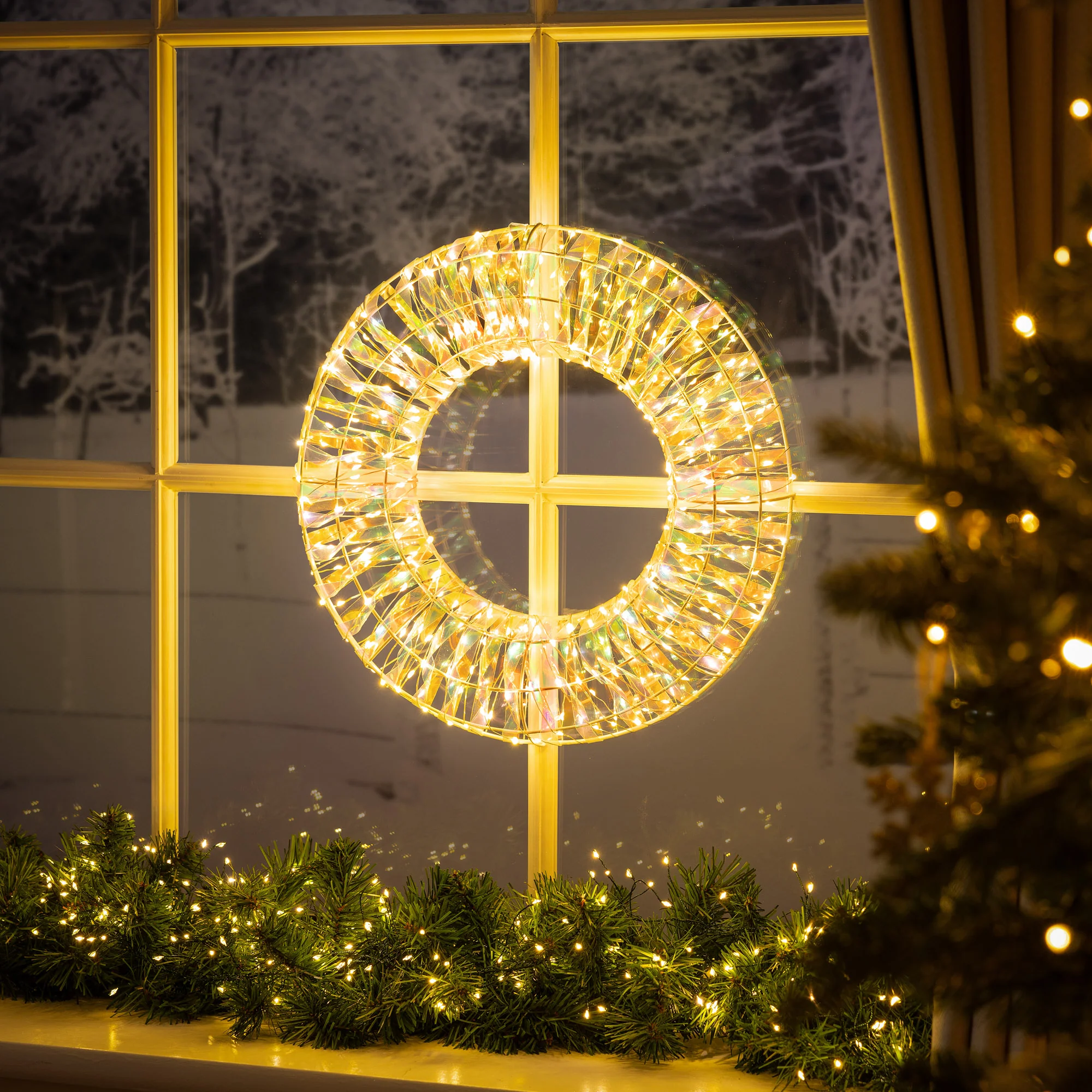 Iridescent Warm White LED Wreath - Image 5