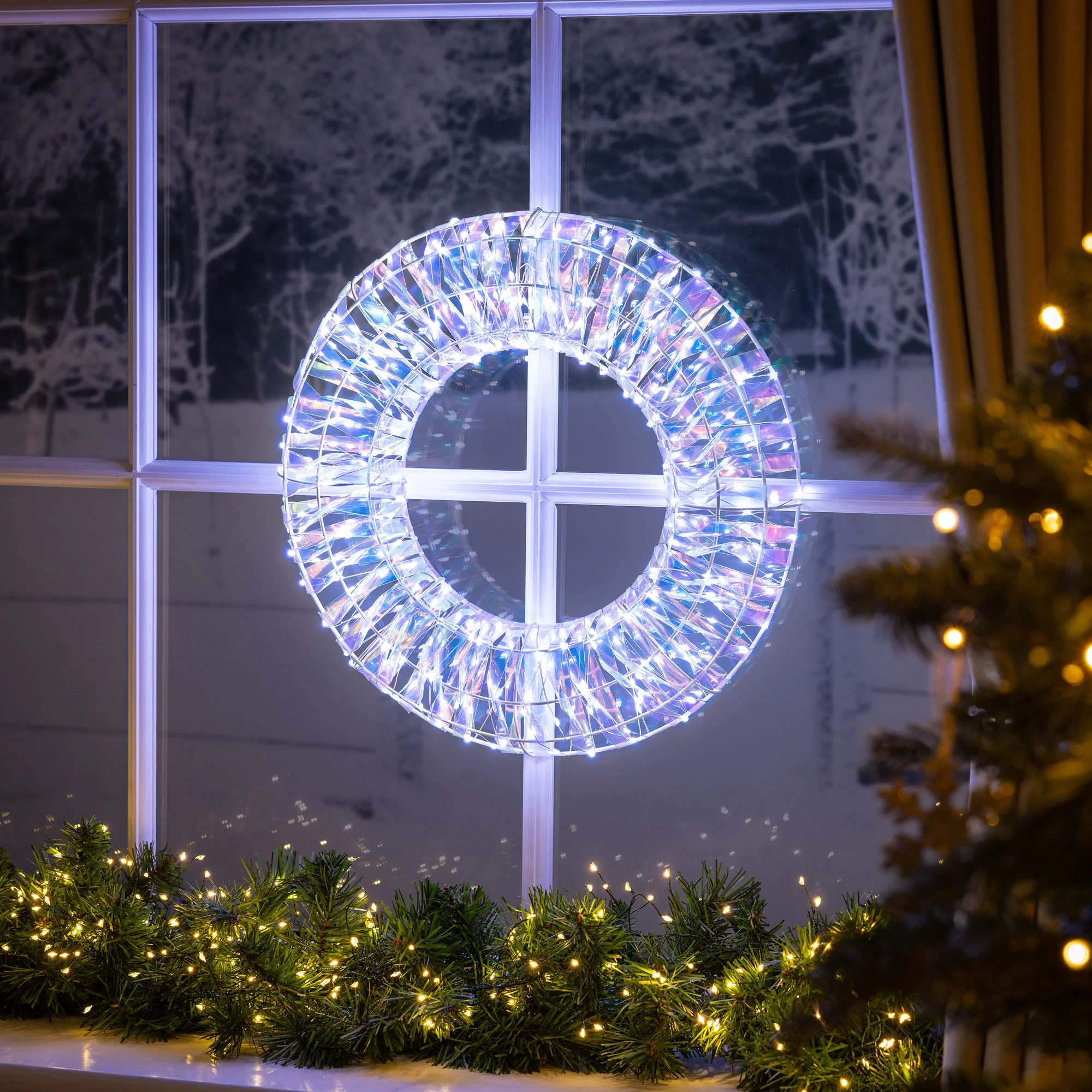 Iridescent White LED Wreath - Image 5