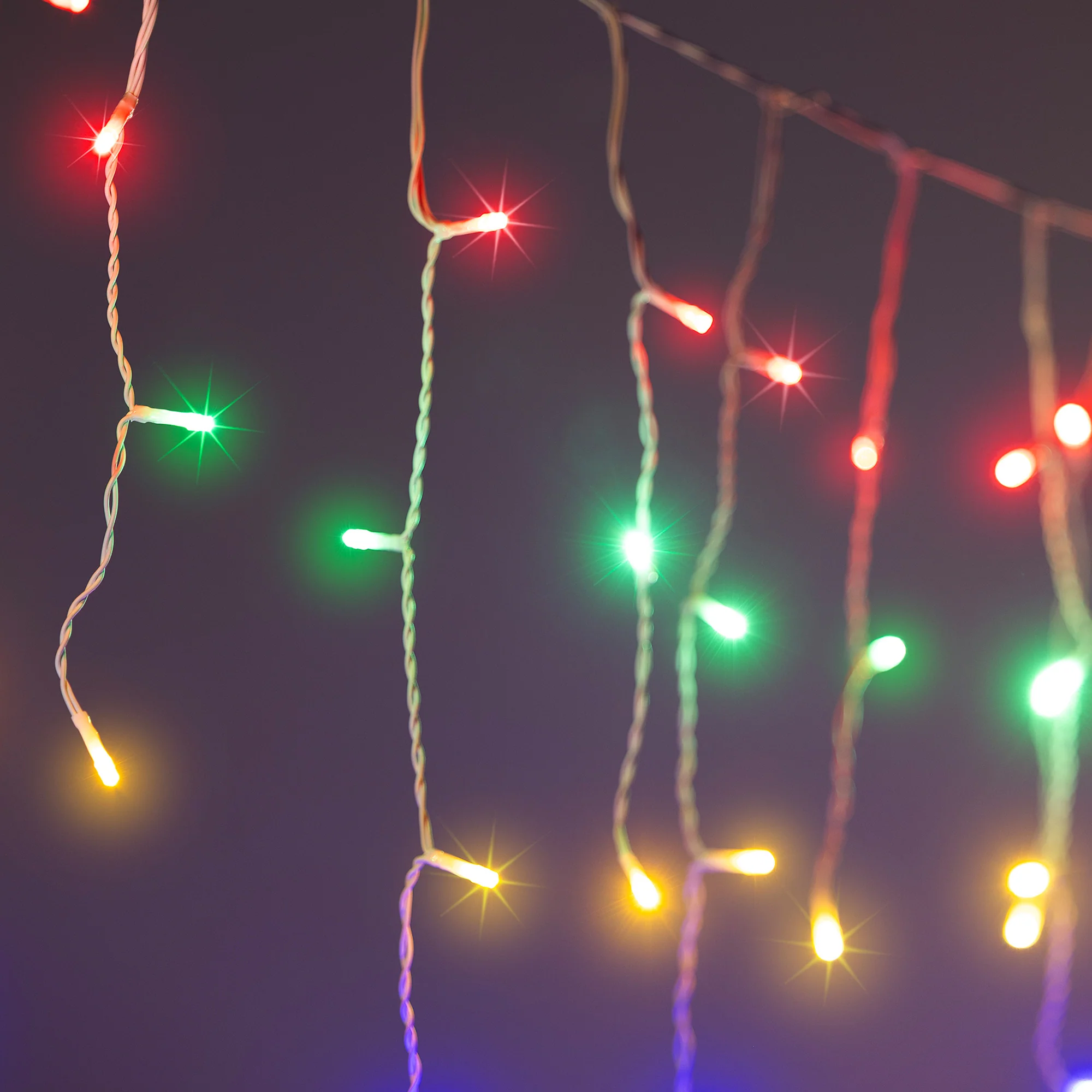 LED Hanging Icicle Christmas Lights - Image 20