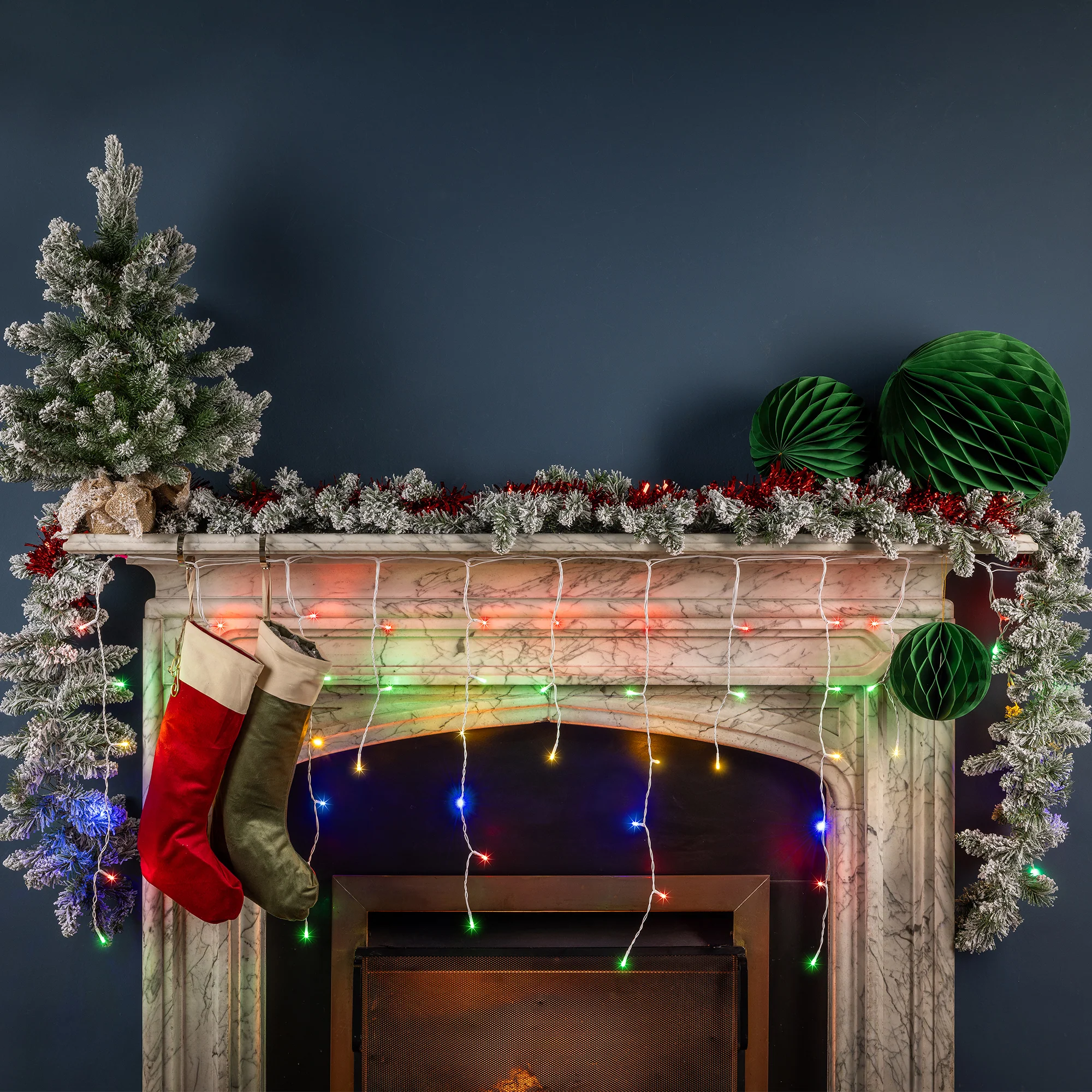 LED Hanging Icicle Christmas Lights - Image 24