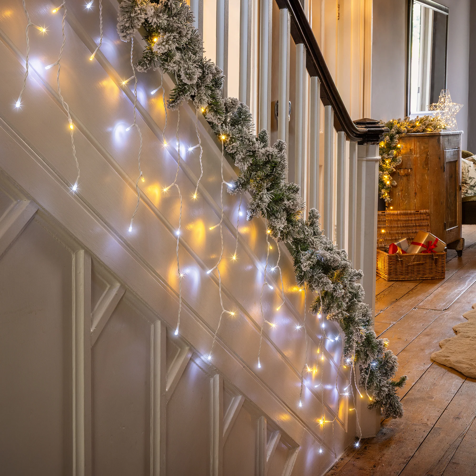 LED Hanging Icicle Christmas Lights - Image 37
