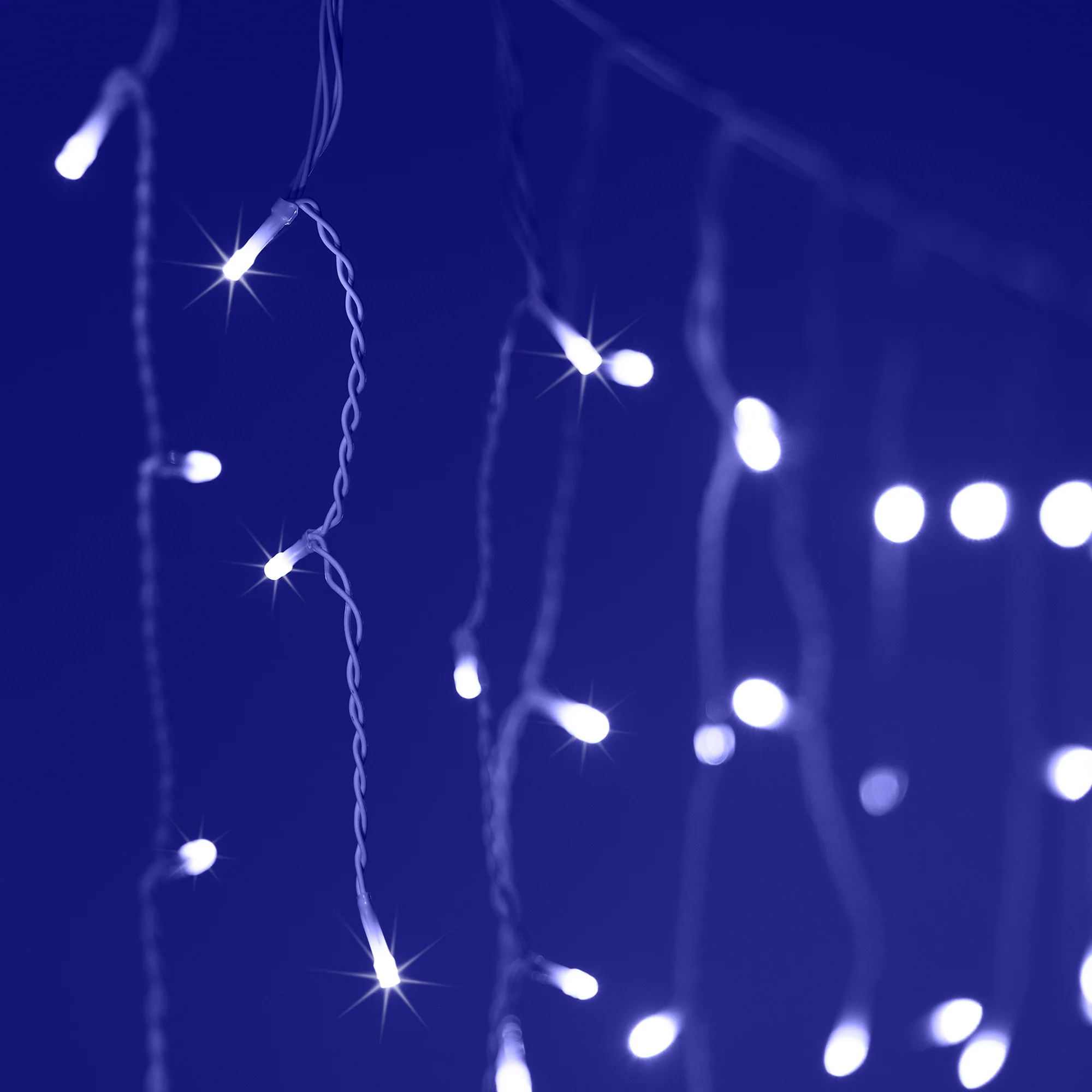 LED Hanging Icicle Christmas Lights - Image 50