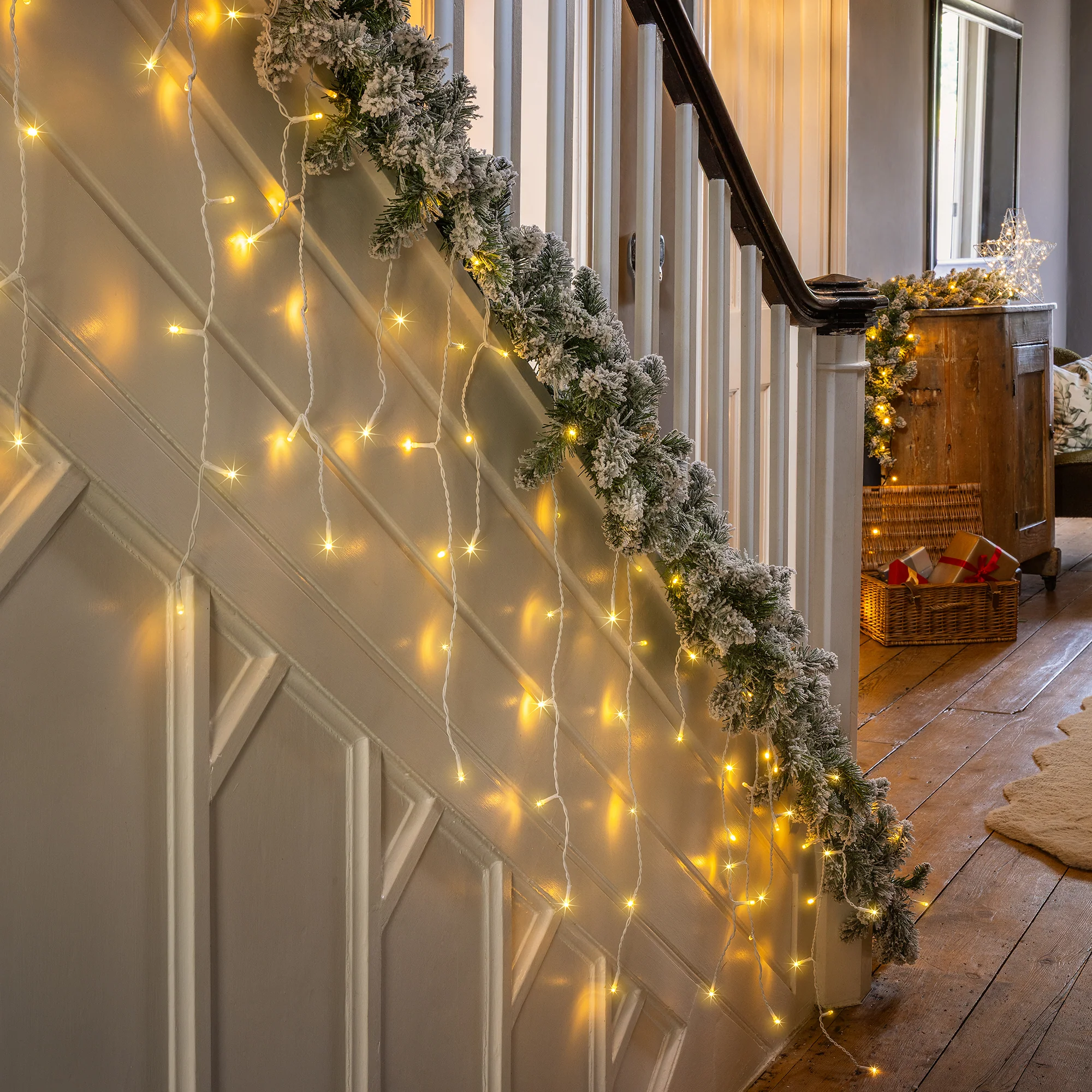 LED Hanging Icicle Christmas Lights - Image 65