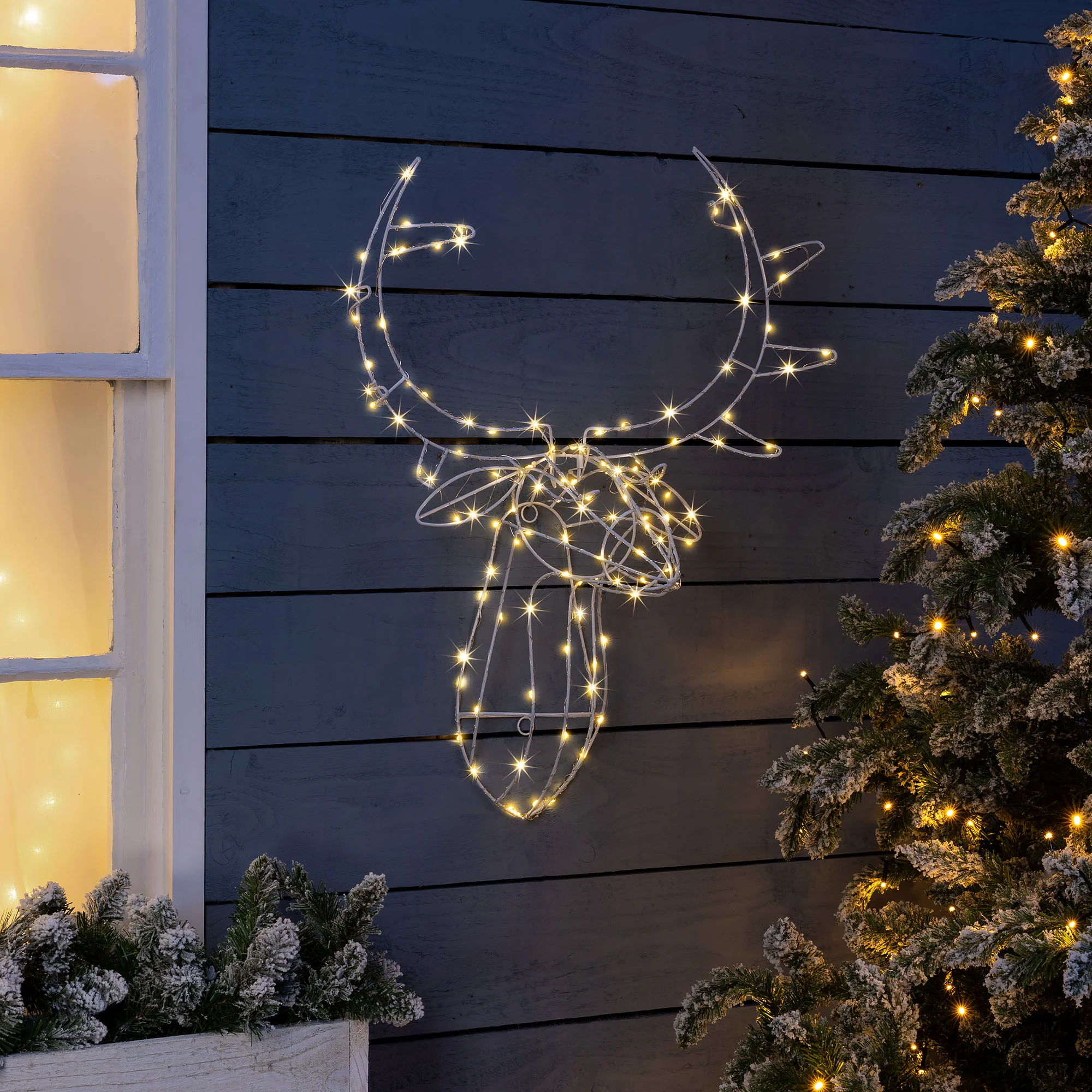 Light Up Stag Head (70cm) - Image 4