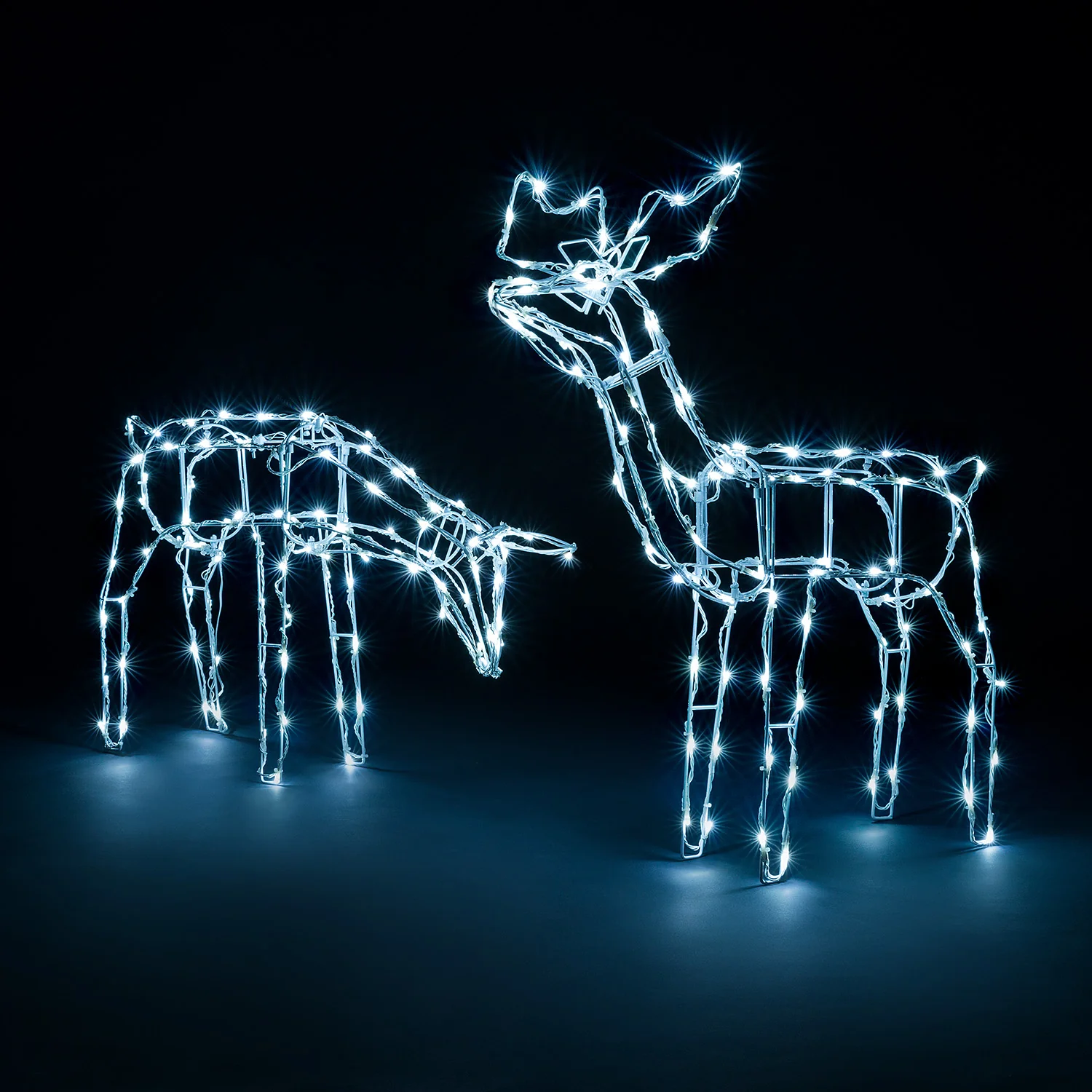 Light Up White Wire Reindeer - Image 8