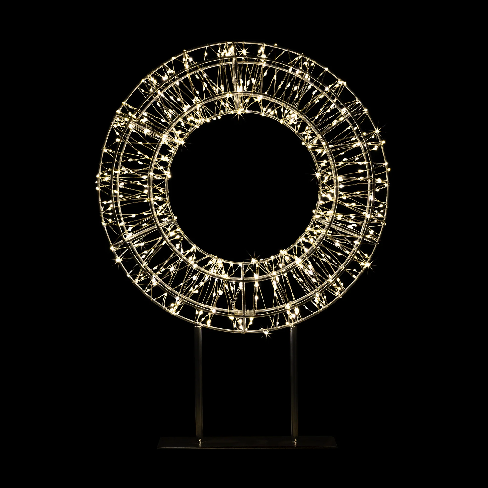 Micro LED Christmas Wreath with Stand - Image 4