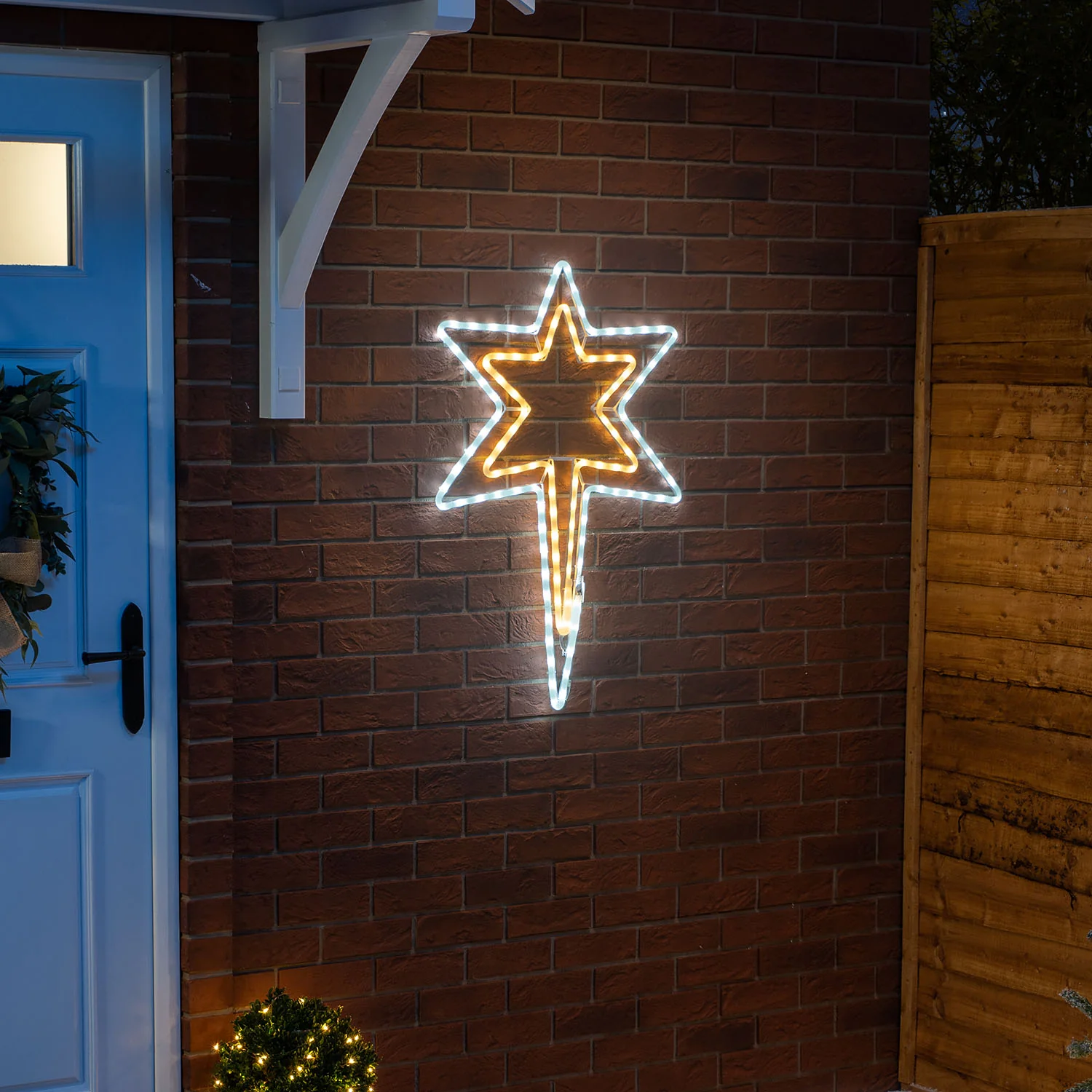 North Star Christmas Wall Light - Image 4