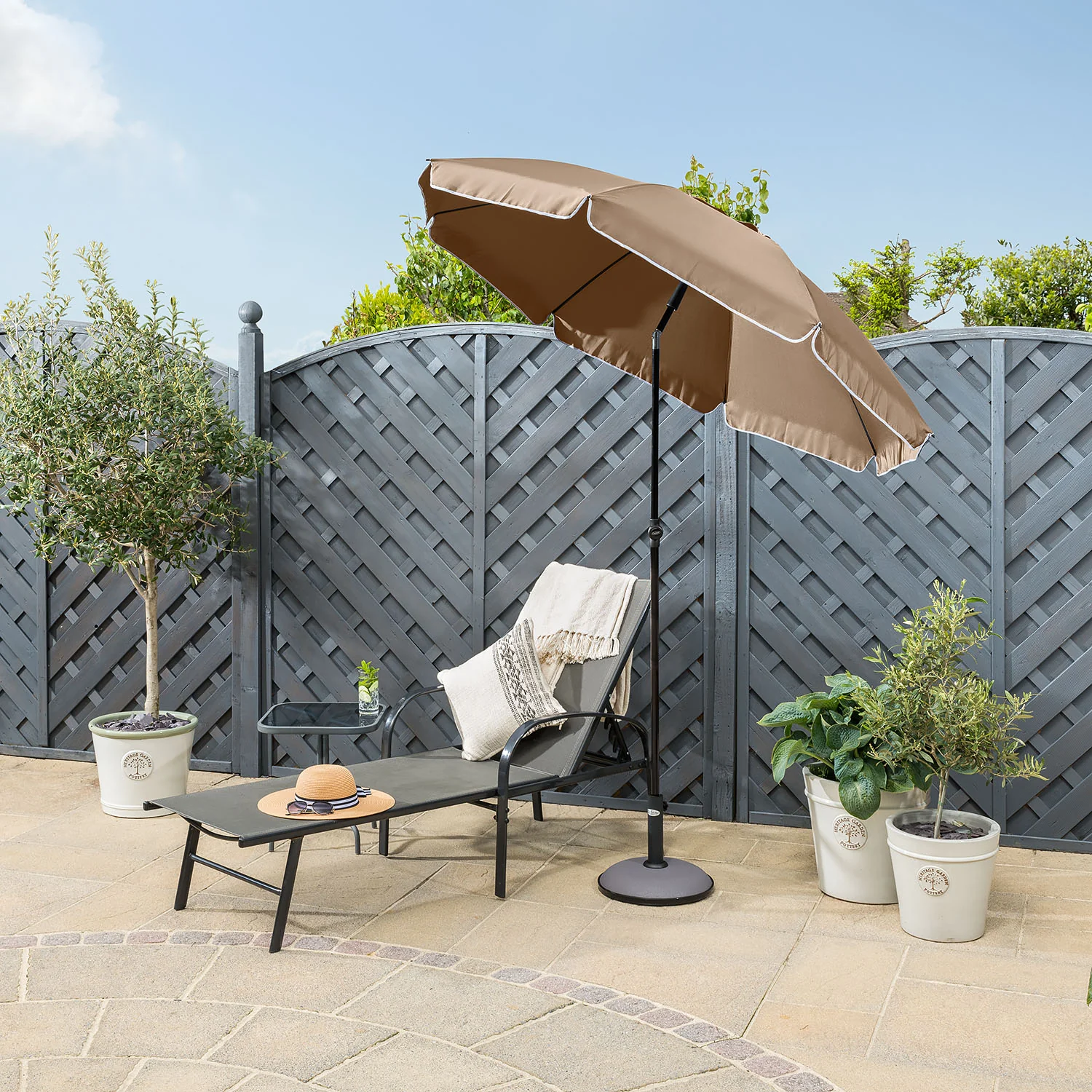 Portable Beach Parasol – 2m - Image 4