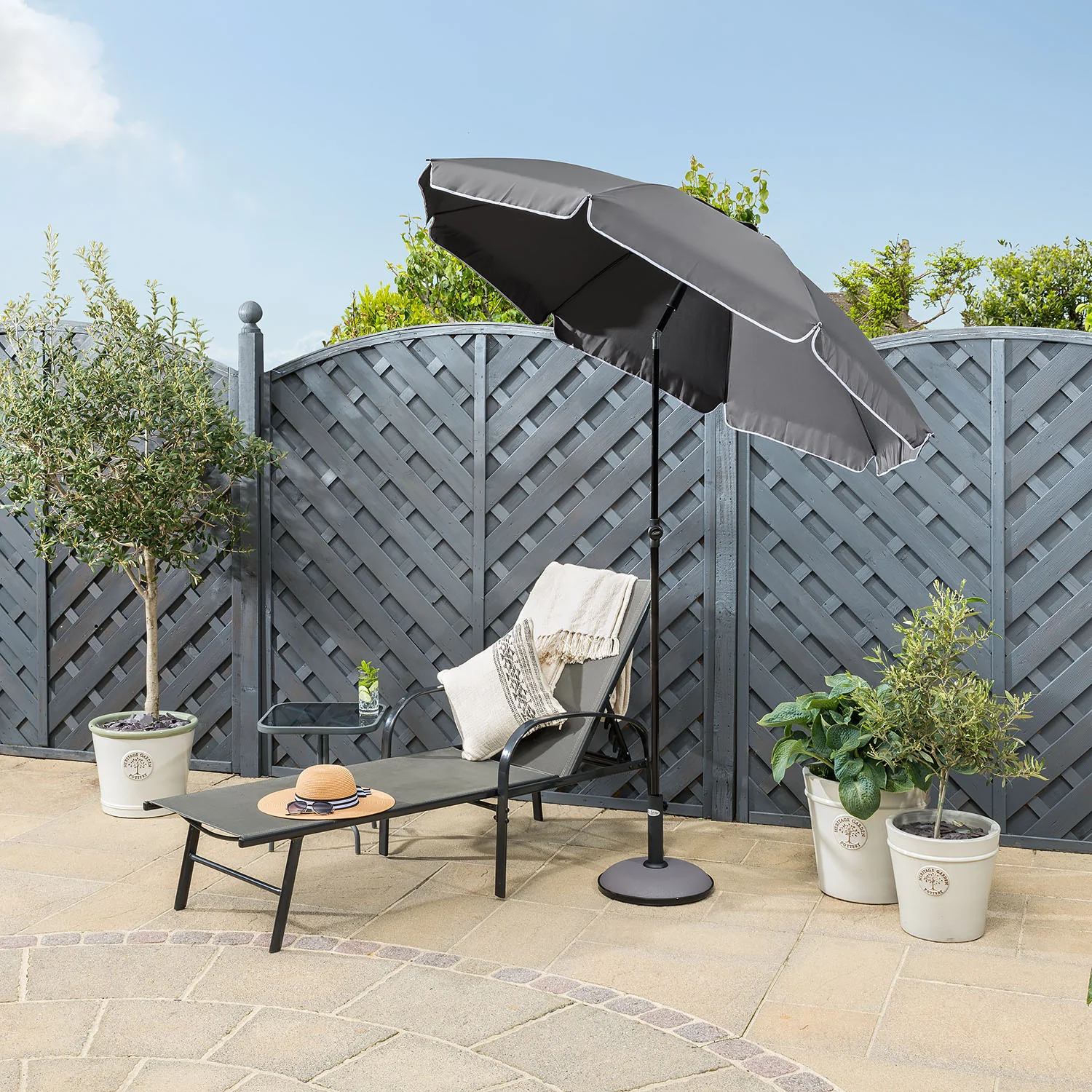 Portable Beach Parasol – 2m - Image 8