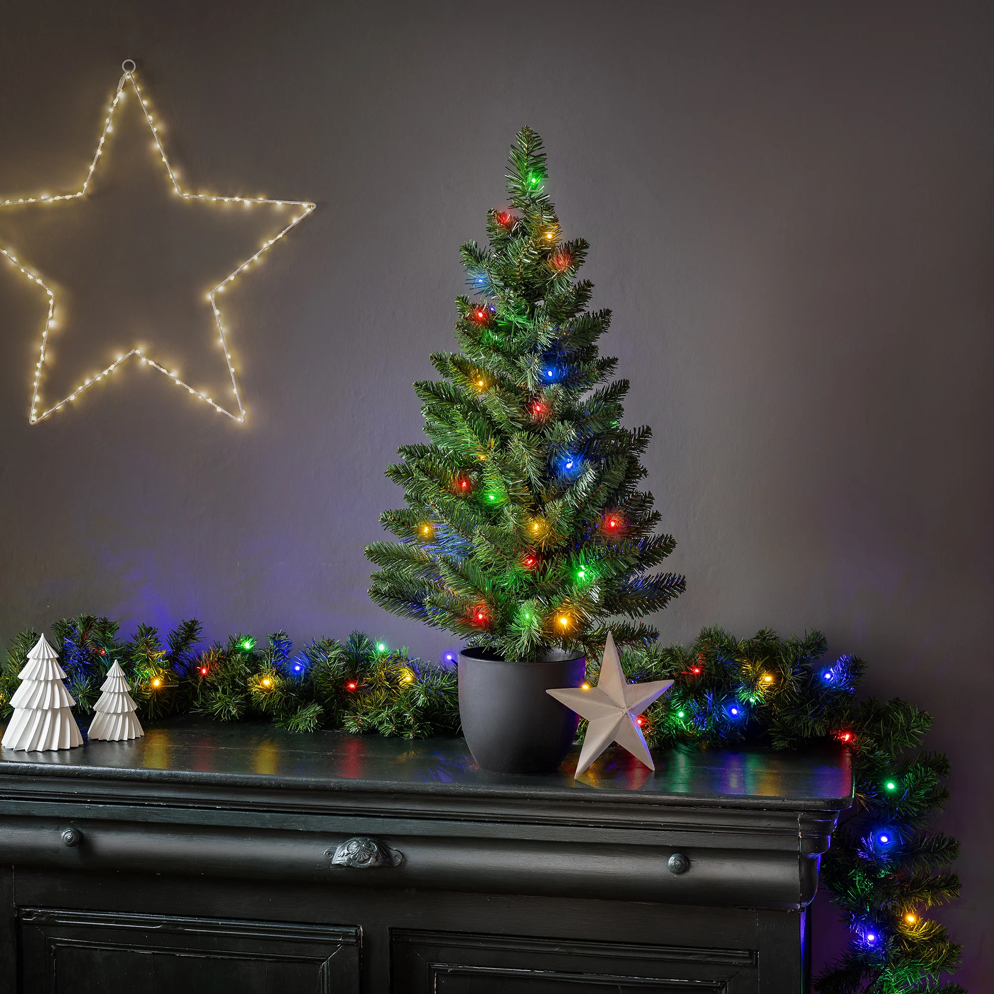 Pre-Lit Avila Spruce Christmas Tree - Image 2