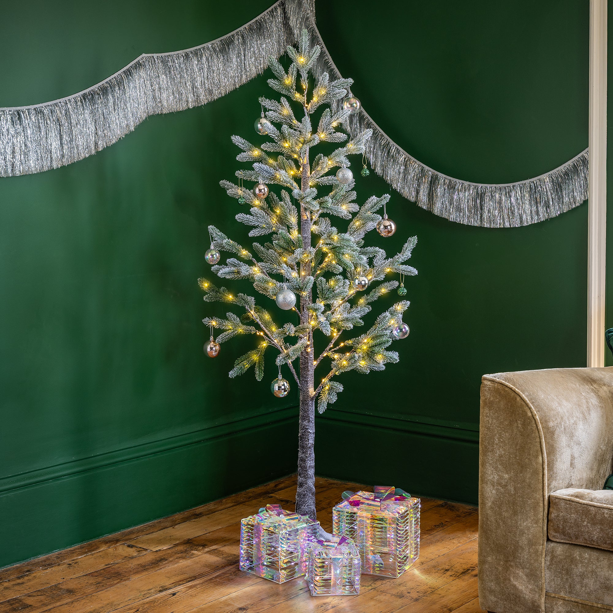 Pre-Lit Halden Fir Flocked Christmas Tree - Image 4