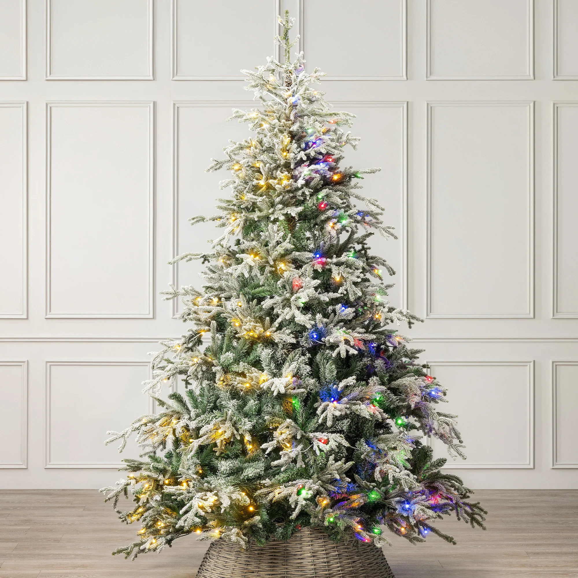 Pre-Lit Flocked Verbier Fir Christmas Tree - Image 5