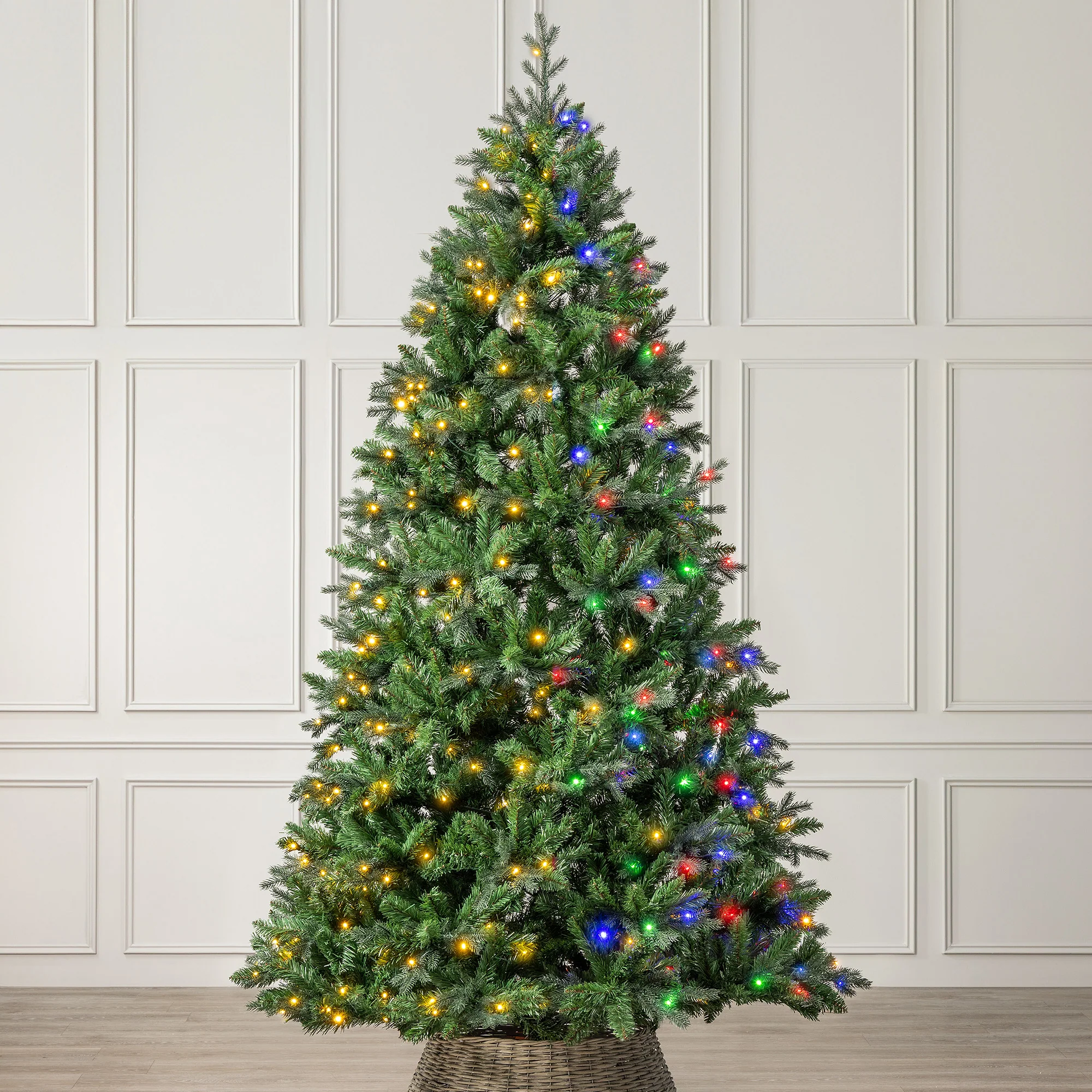 Pre-Lit Fraser Fir Christmas Tree - Image 7