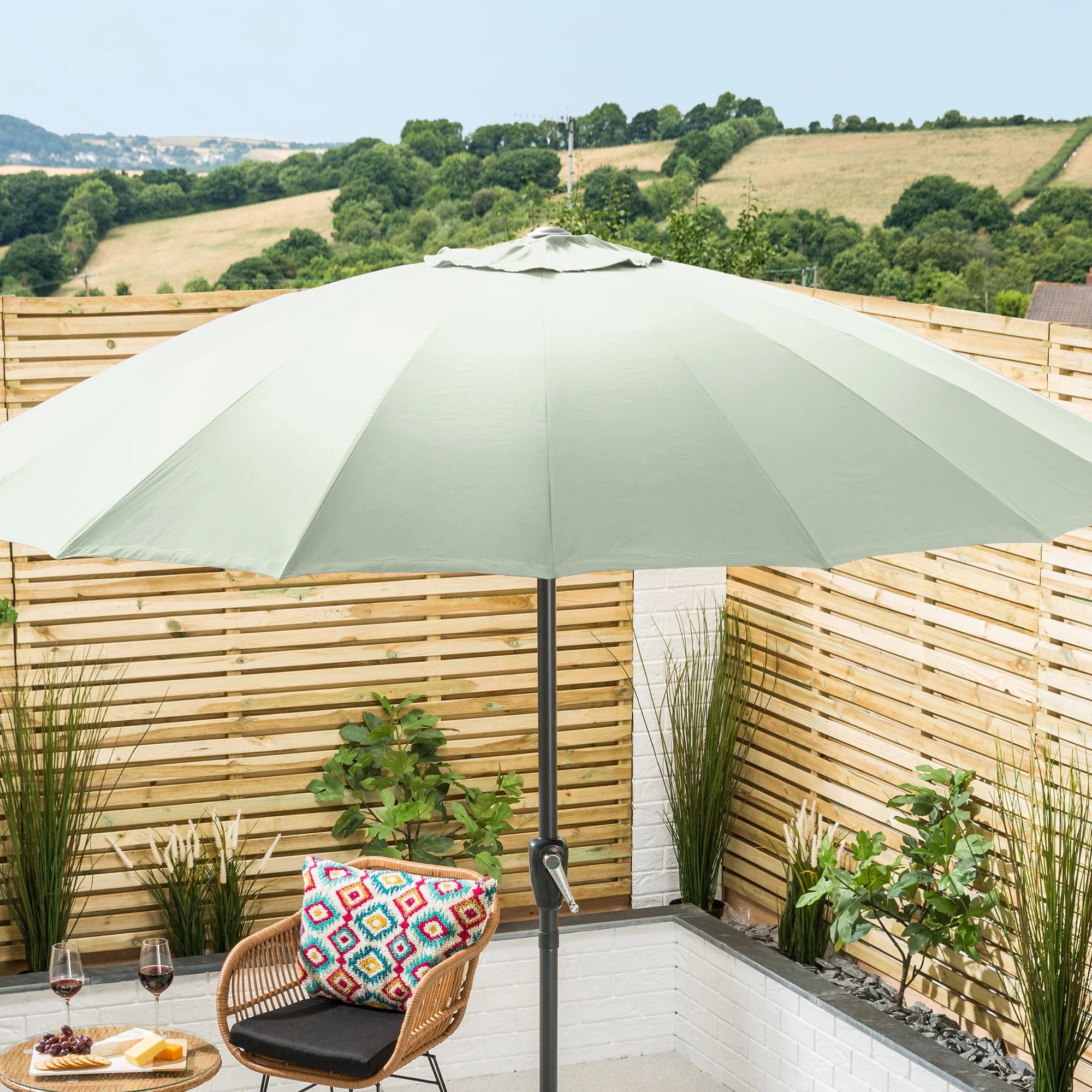 Shanghai Parasol with Tilt – 2.6m - Image 3
