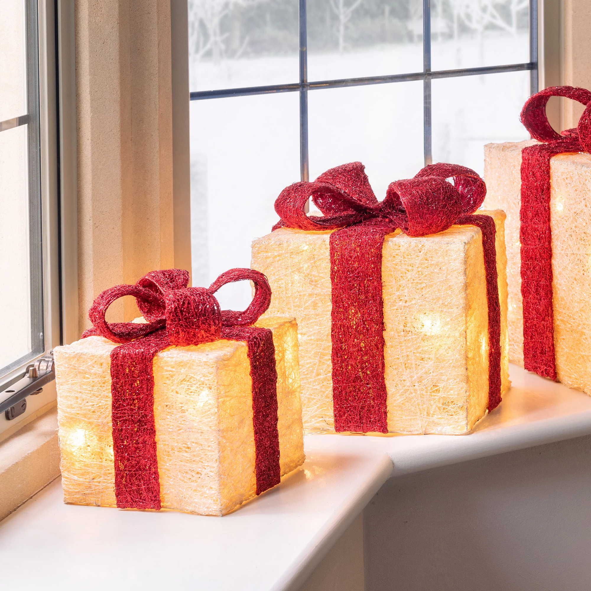 Sisal Light Up Christmas Presents - Image 4