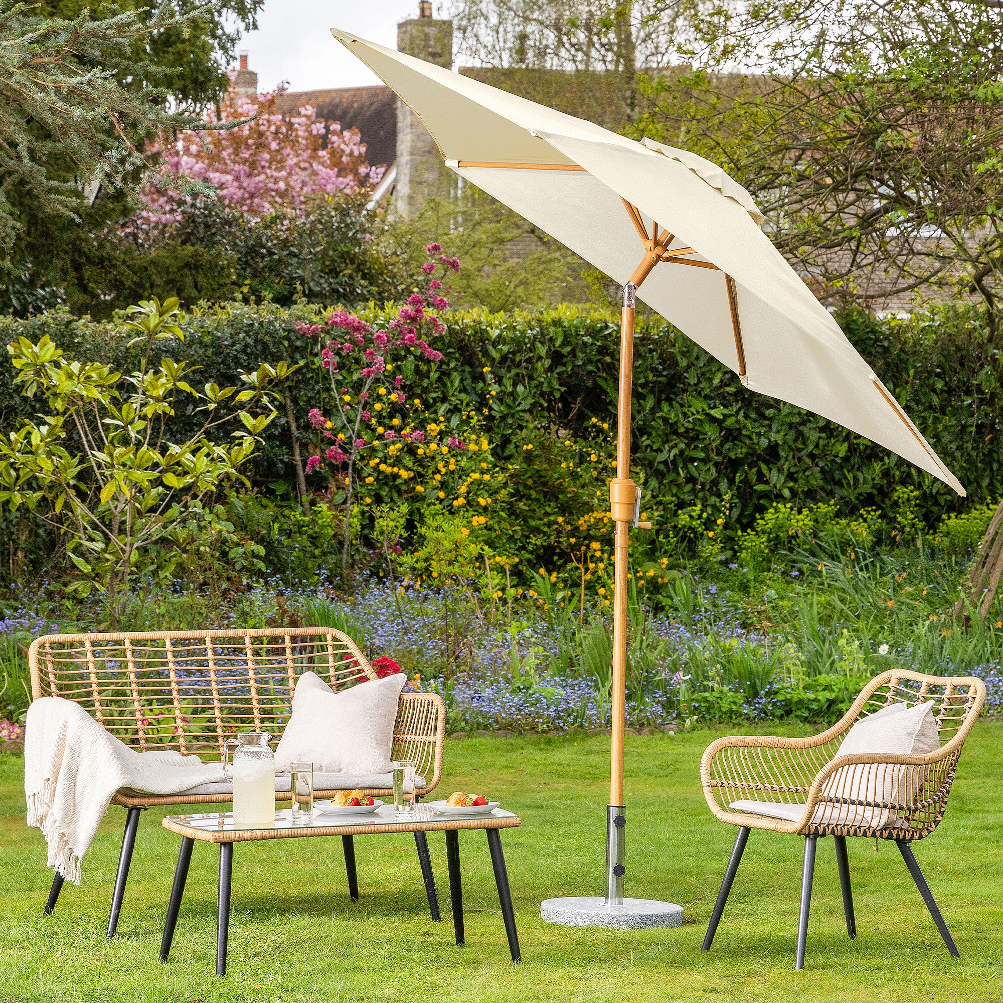Wood-Effect Parasol with Tilt – 2.4m - Image 4