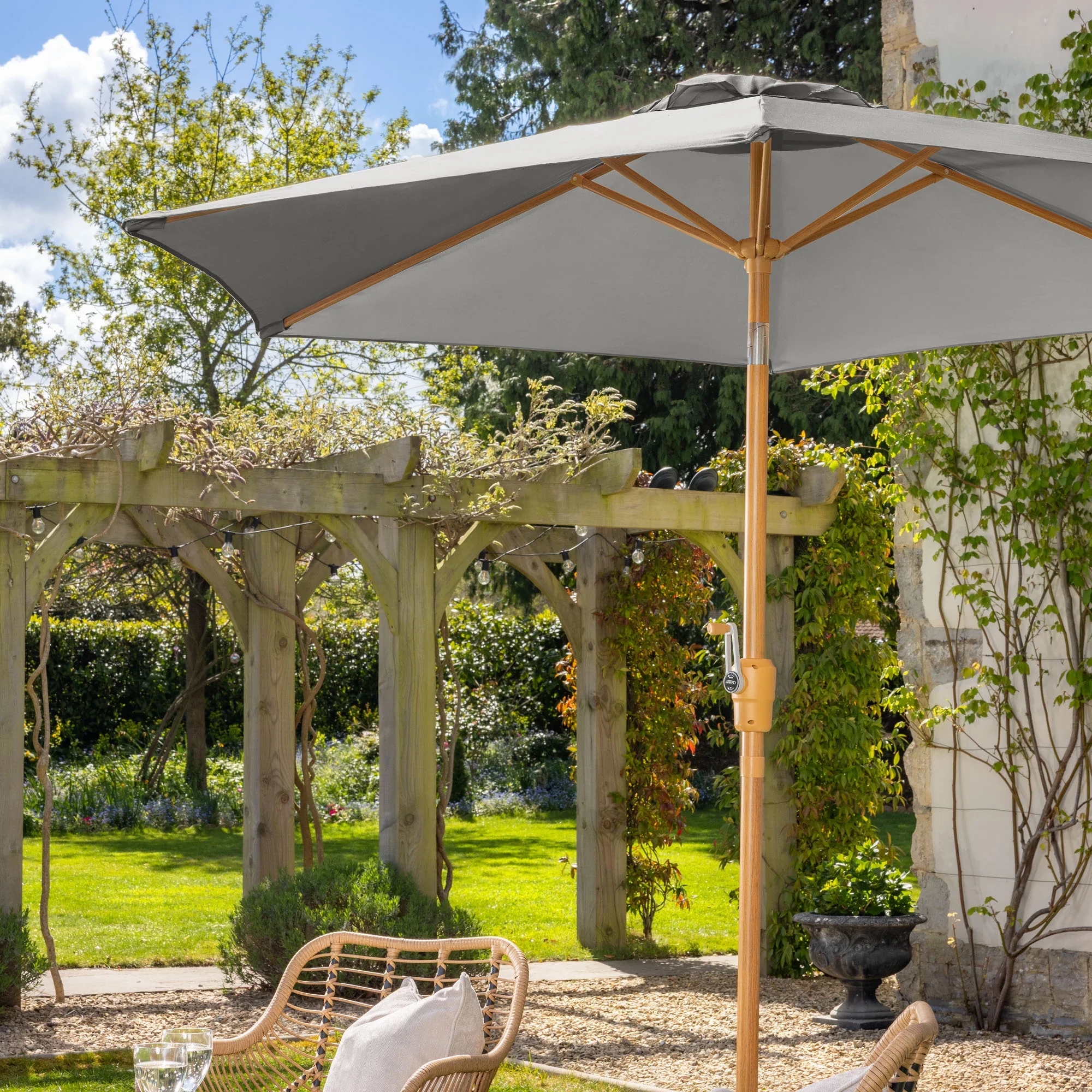 Wood-Effect Parasol with Tilt – 2.4m - Image 8