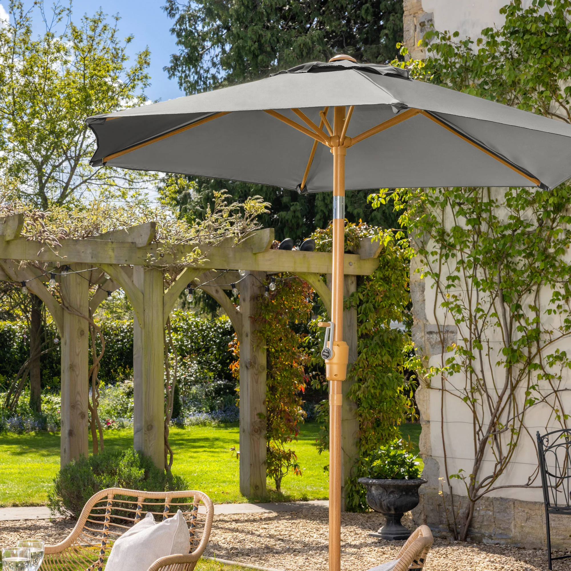 Wood-Effect Parasol with Tilt – 2m - Image 11