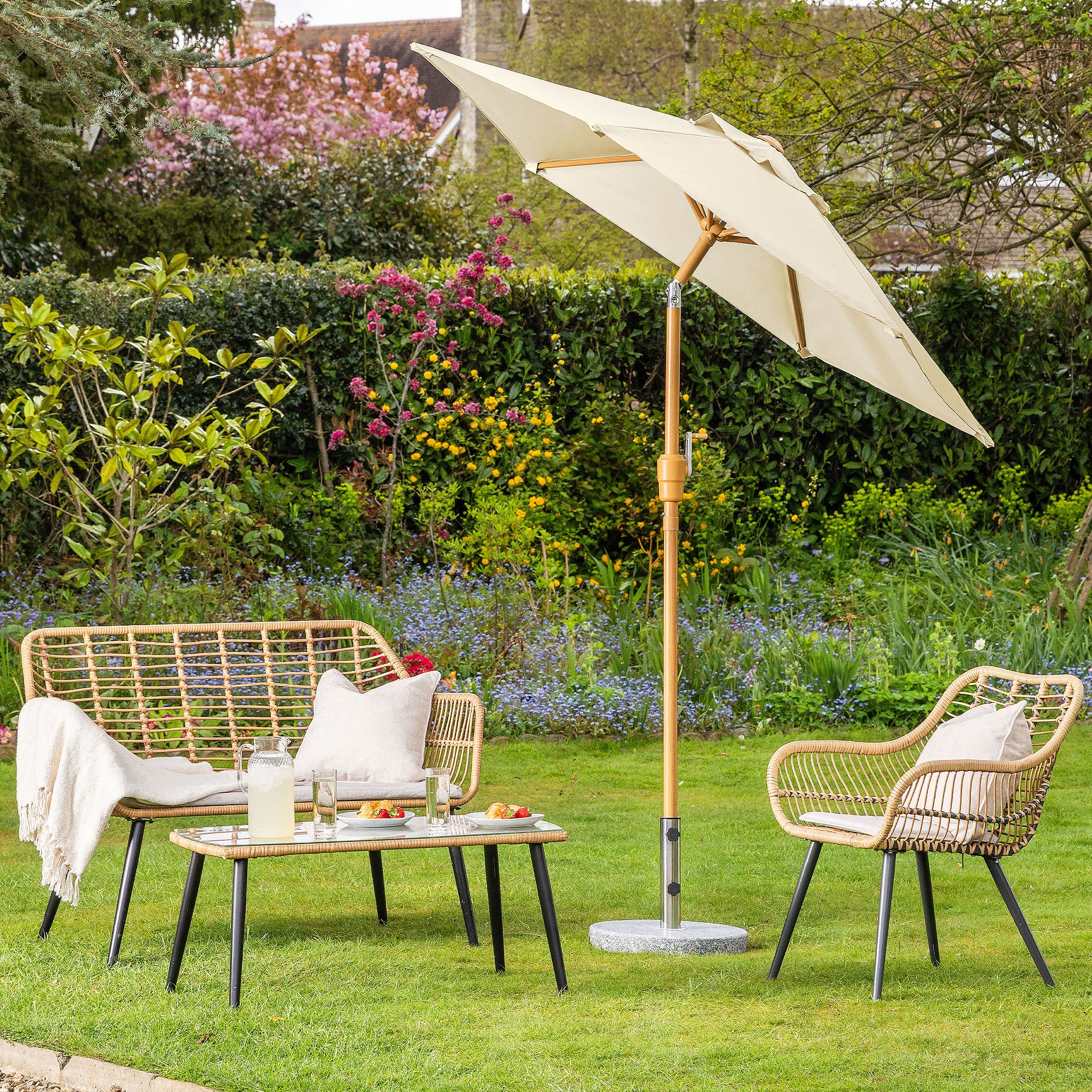 Wood-Effect Parasol with Tilt – 2m - Image 5