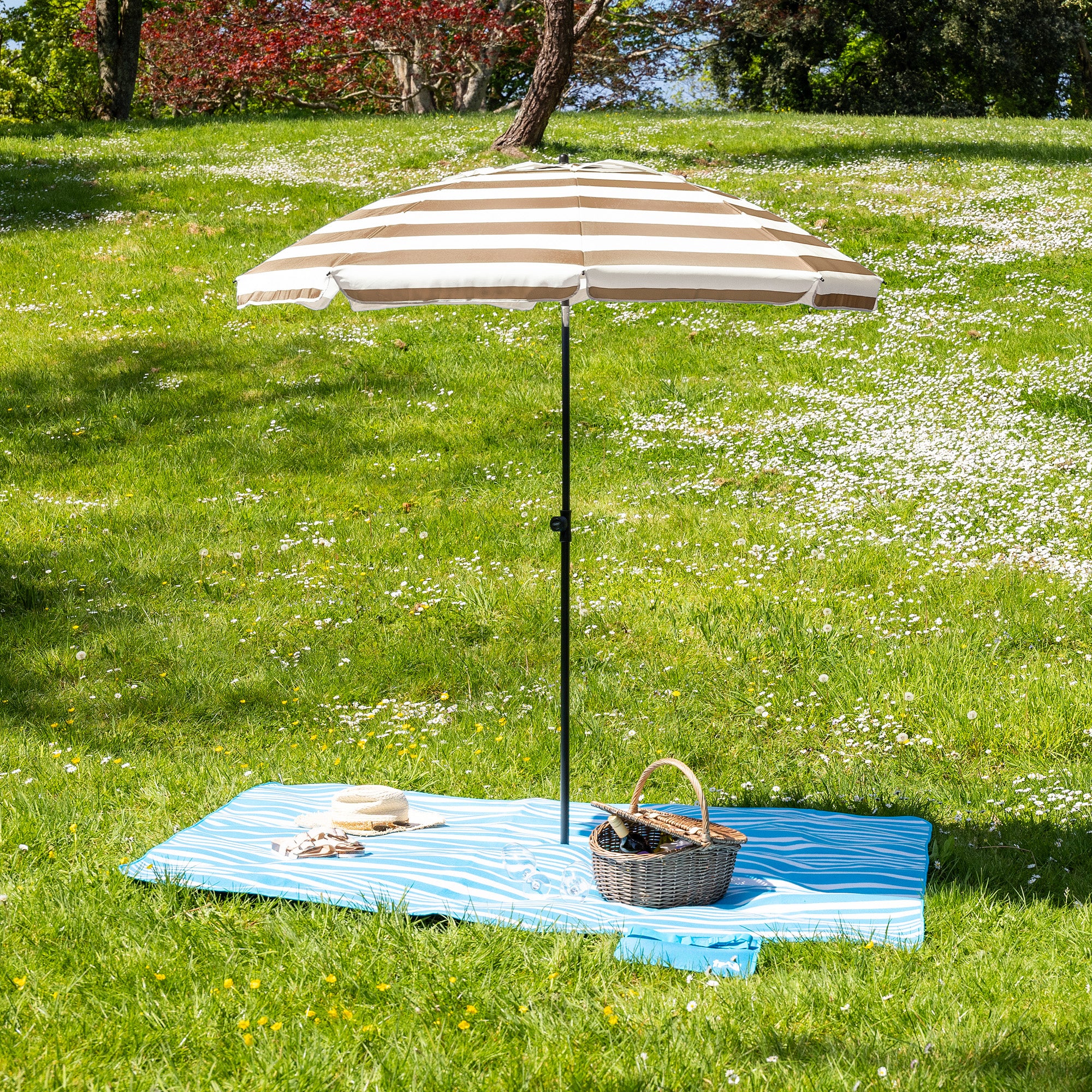 Striped Beach Parasol – 2m - Image 3