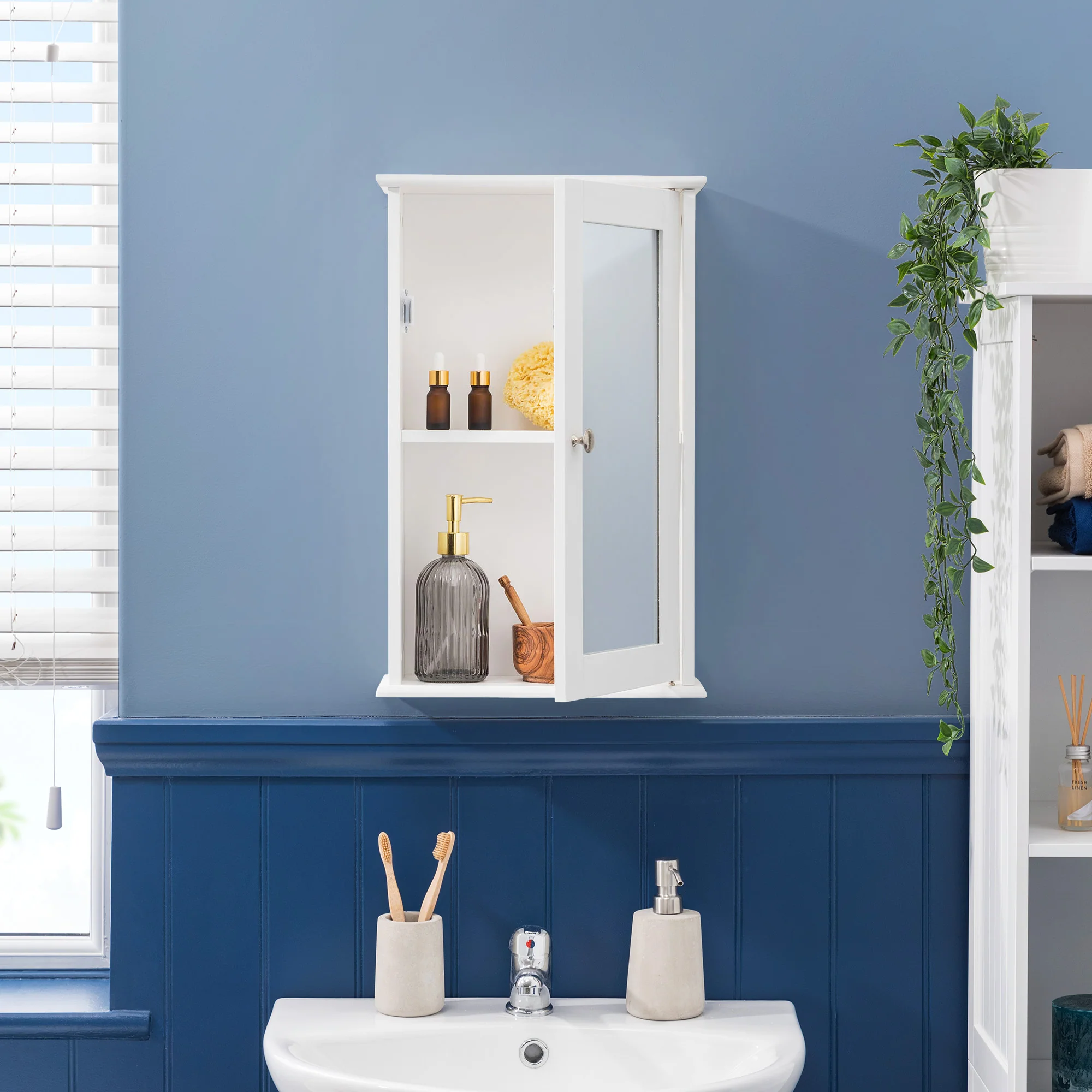 Clovelly White Bathroom Mirror Cabinet - Image 4