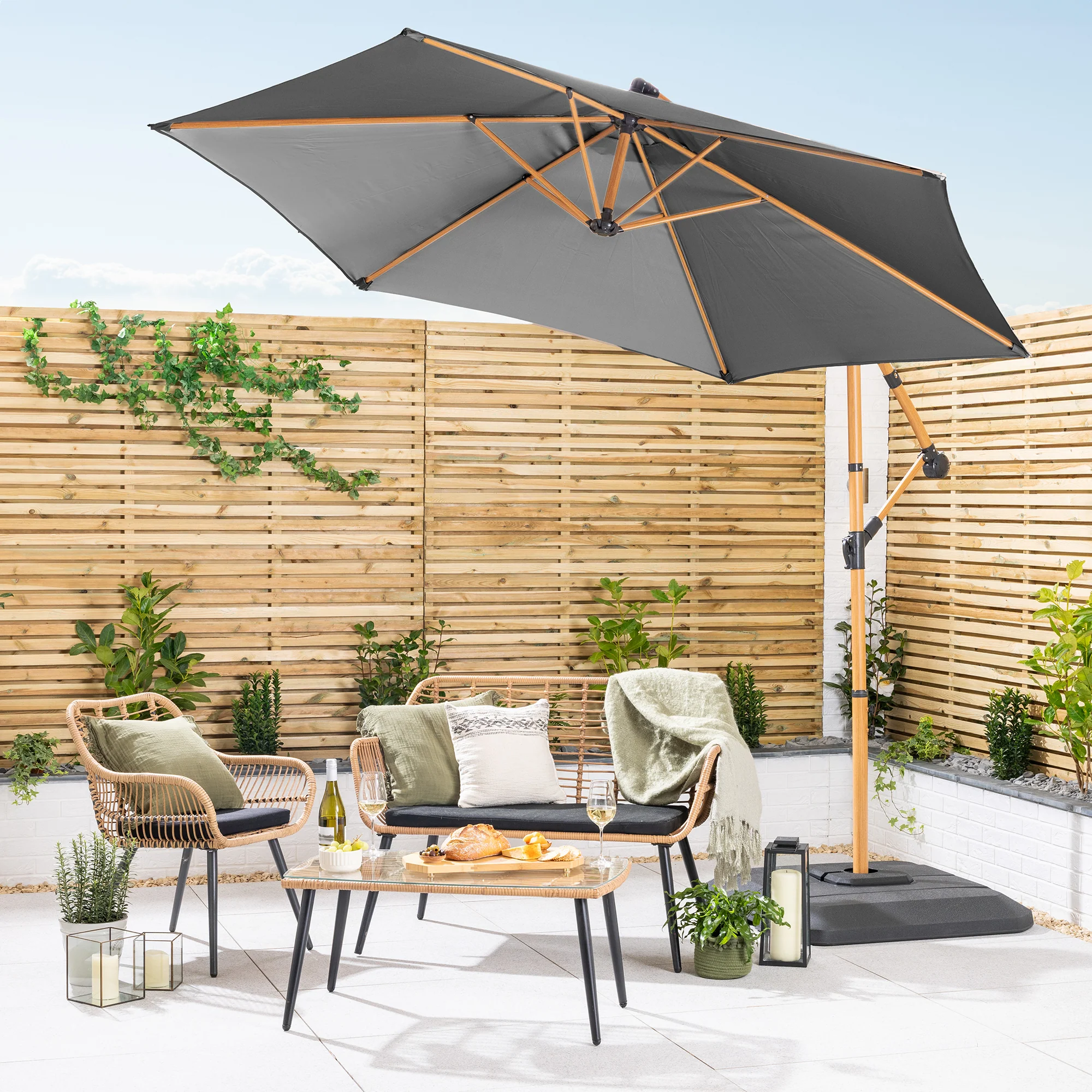 Wood-Effect Banana Parasol – 3m - Image 6